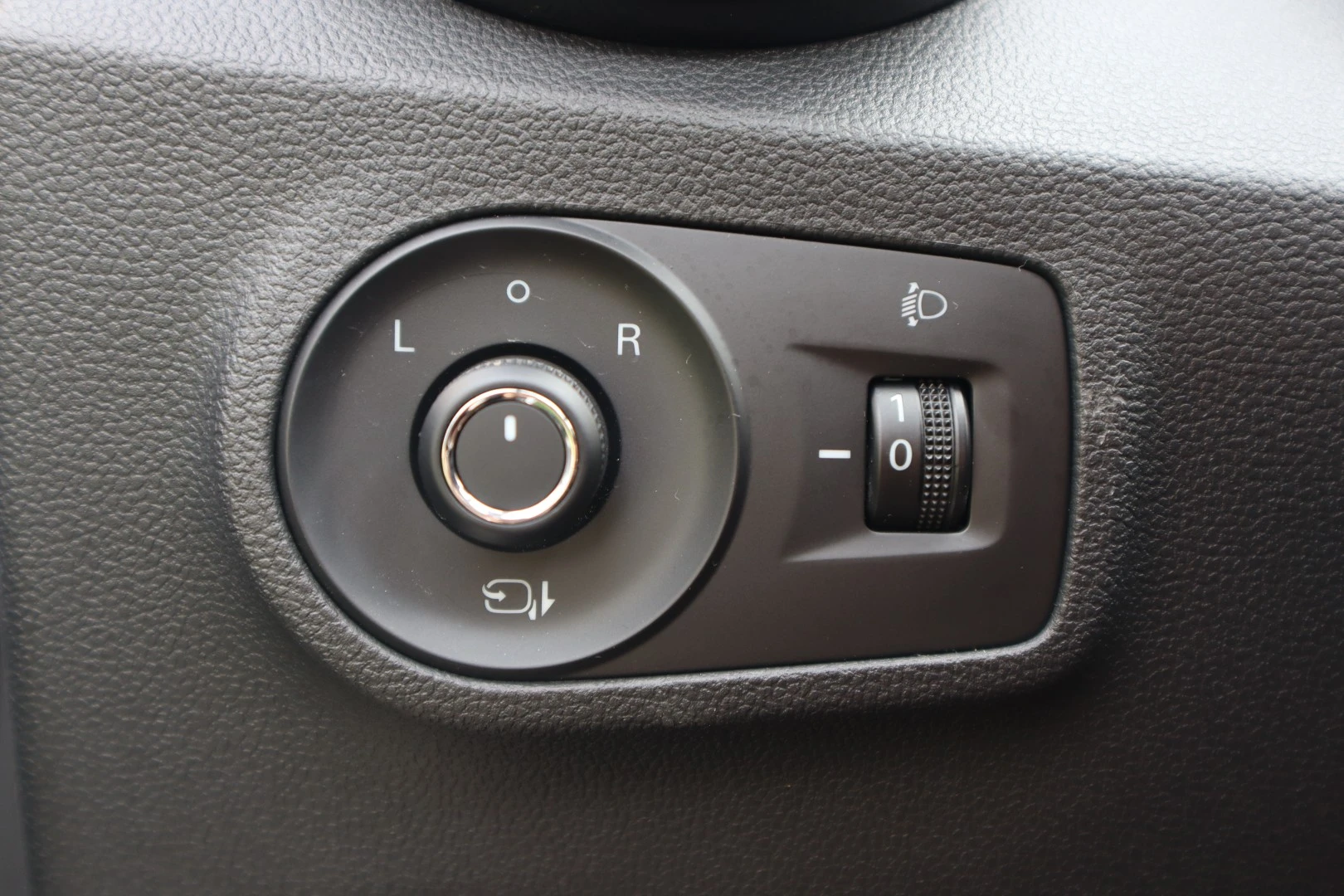 MG ZS EV Luxury