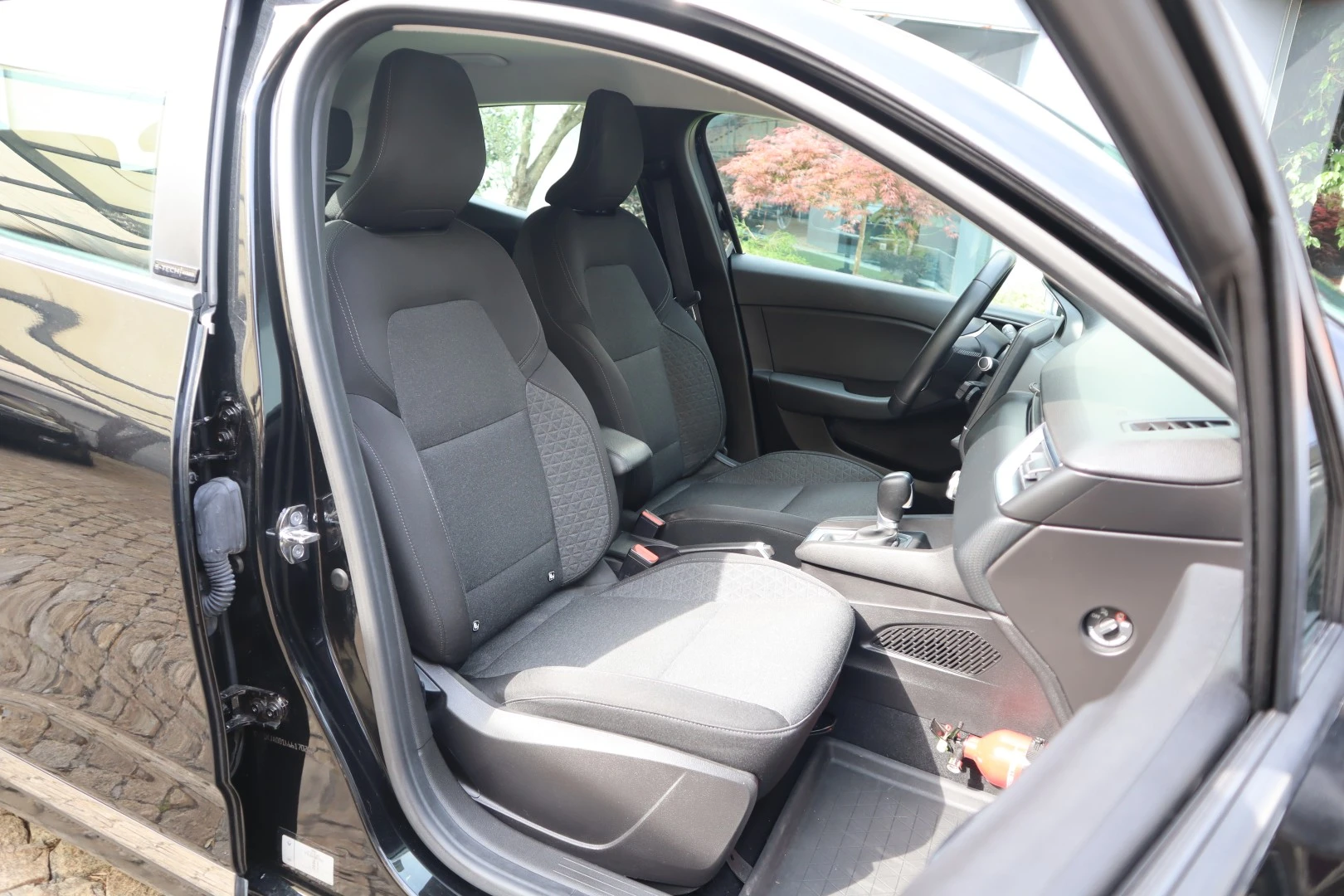 Renault Clio 1.6 E-Tech Full Hybrid Engineered
