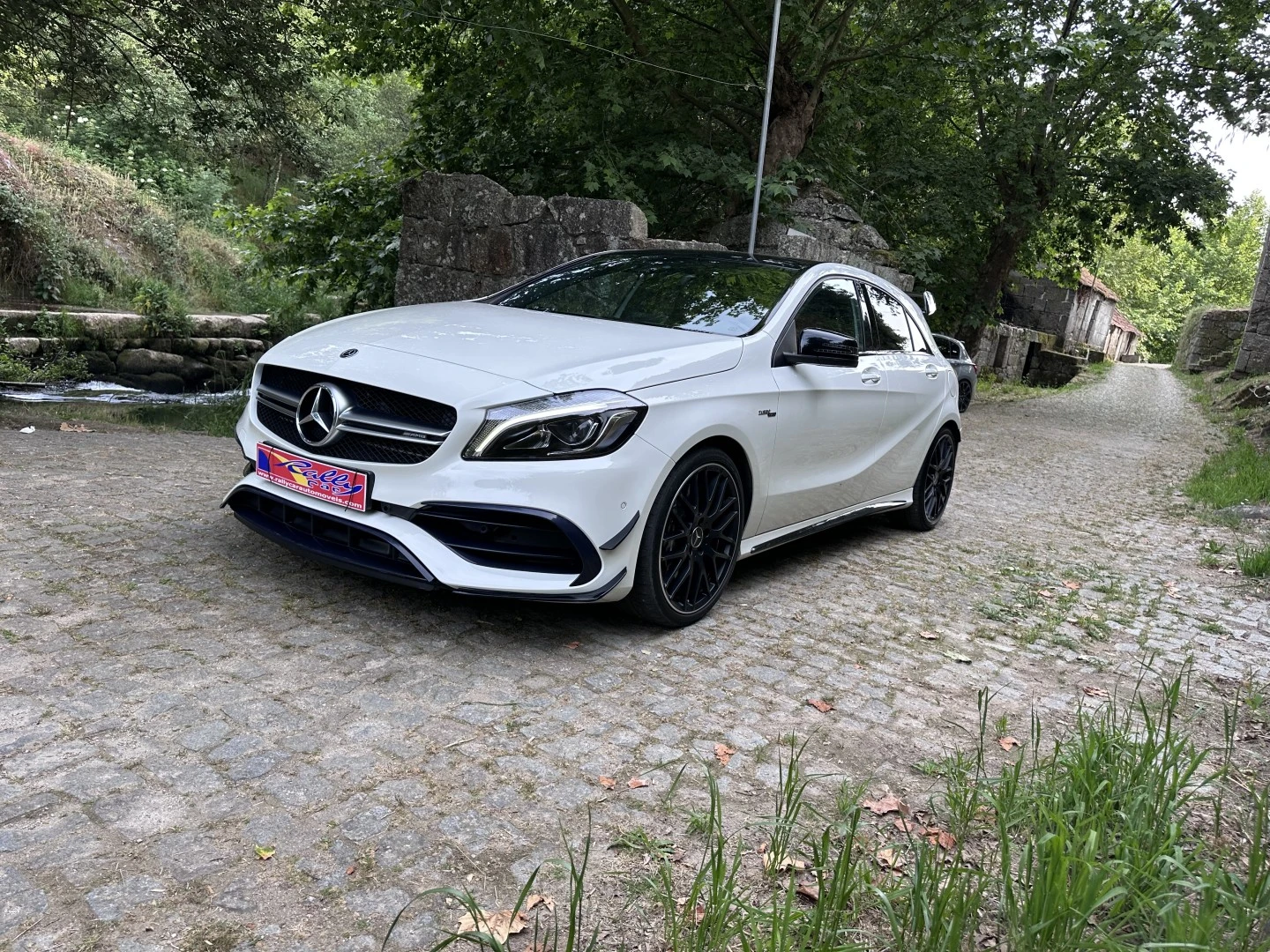 Mercedes-Benz A 45 AMG 4Matic Speedshift 7G-DCT
