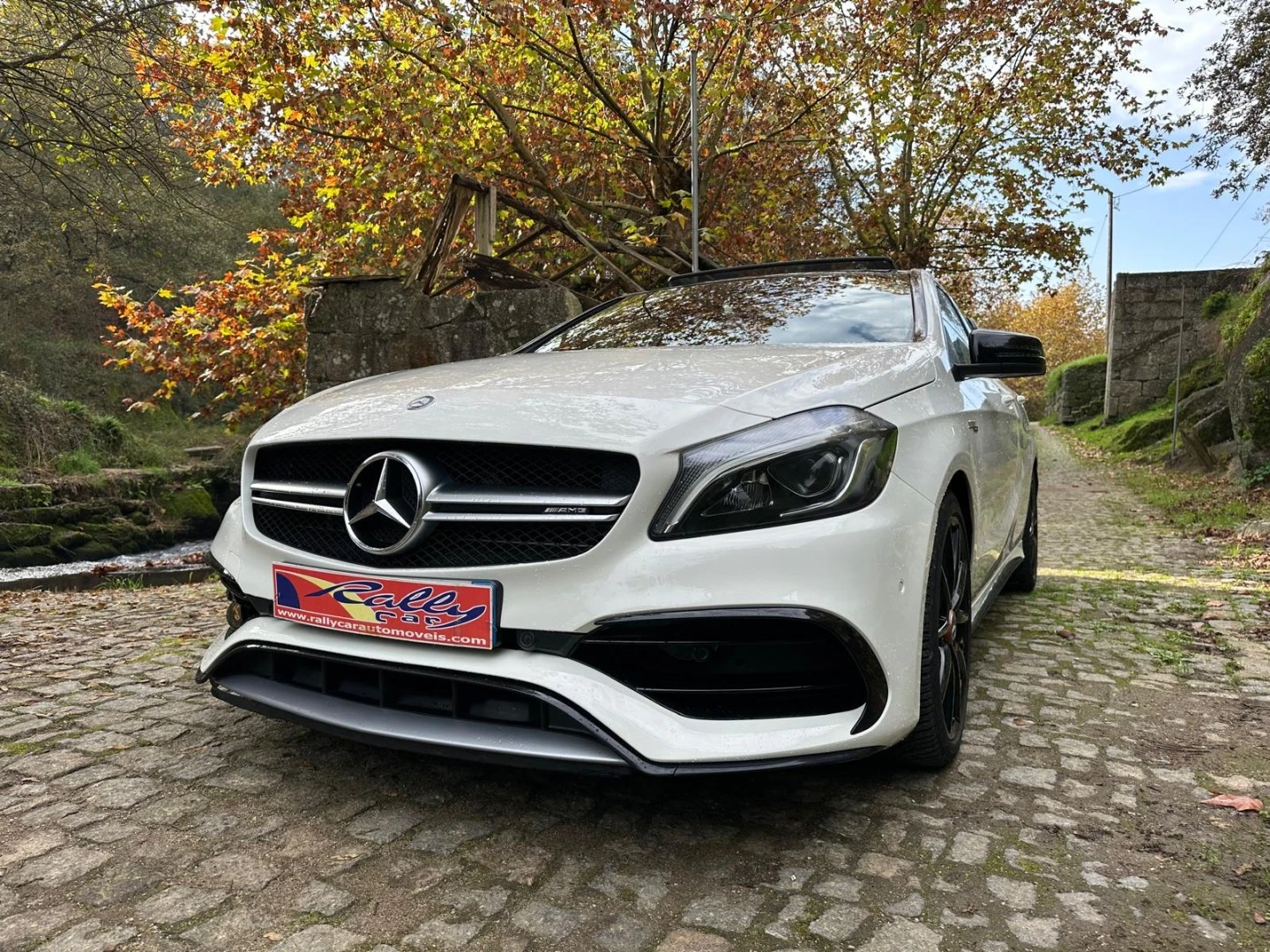 Mercedes-Benz A 45 AMG 4Matic Speedshift 7G-DCT