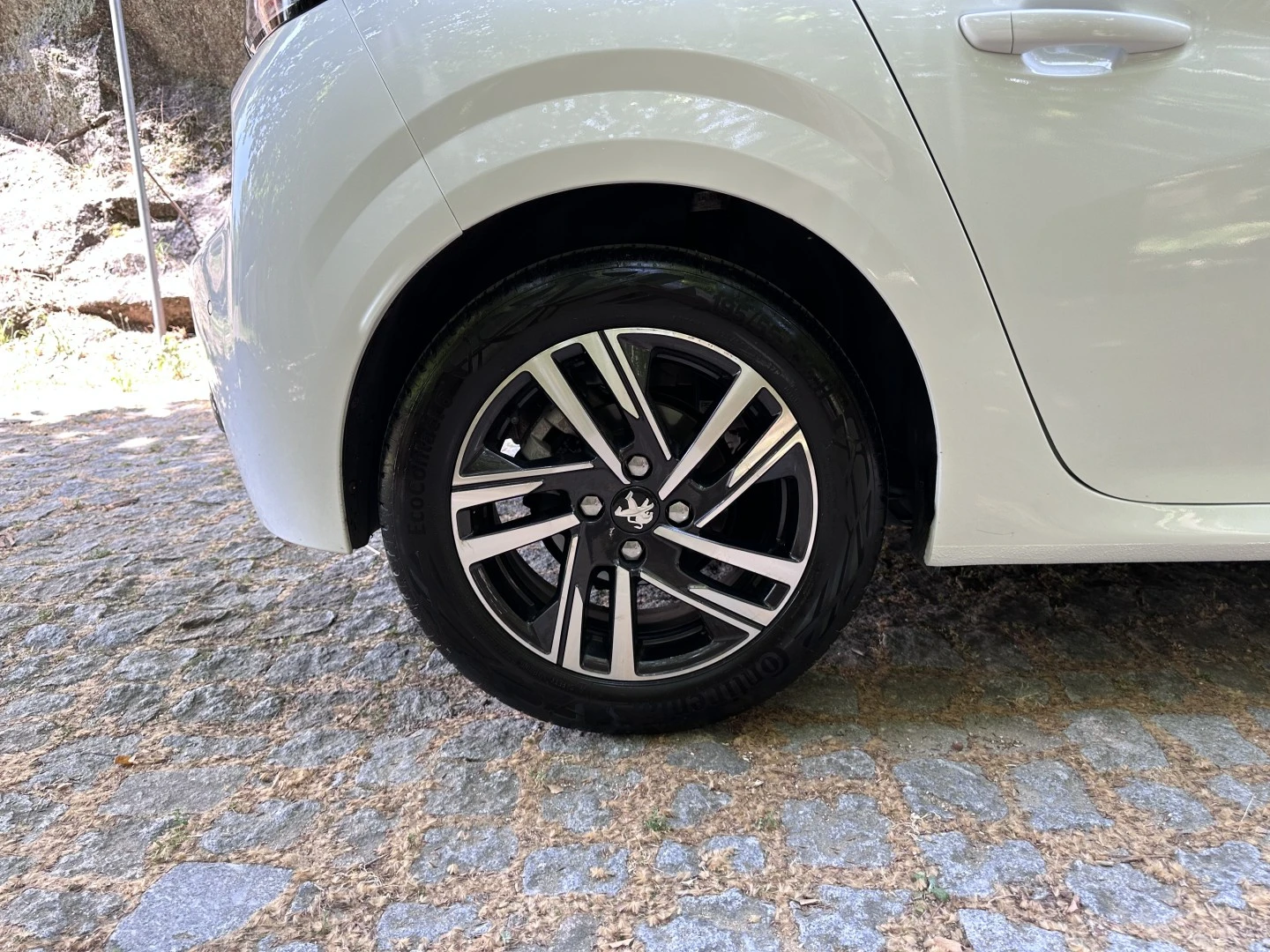 Peugeot 208 1.5 BlueHDi Allure Pack