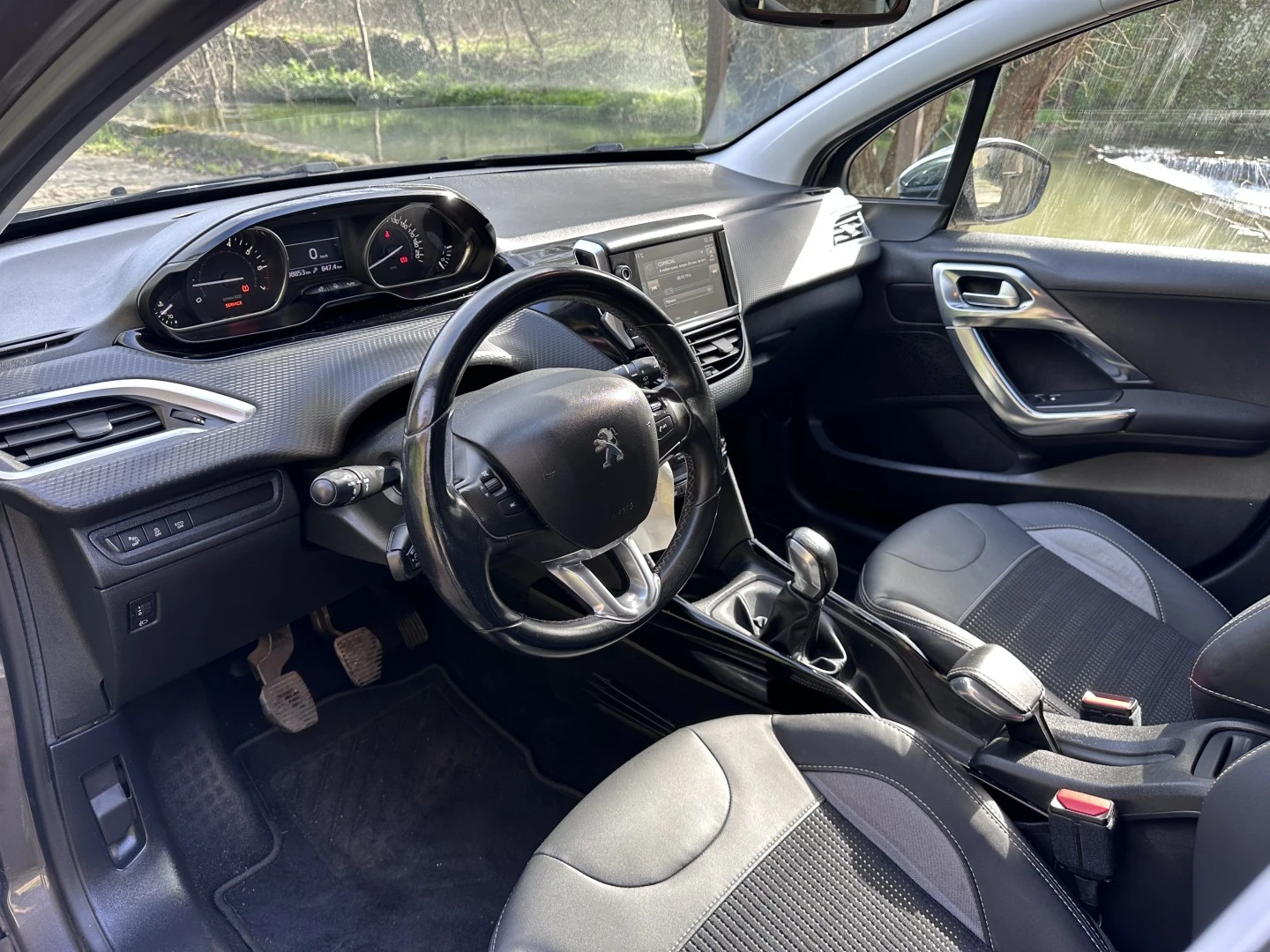 Peugeot 2008 PureTech 100 Allure