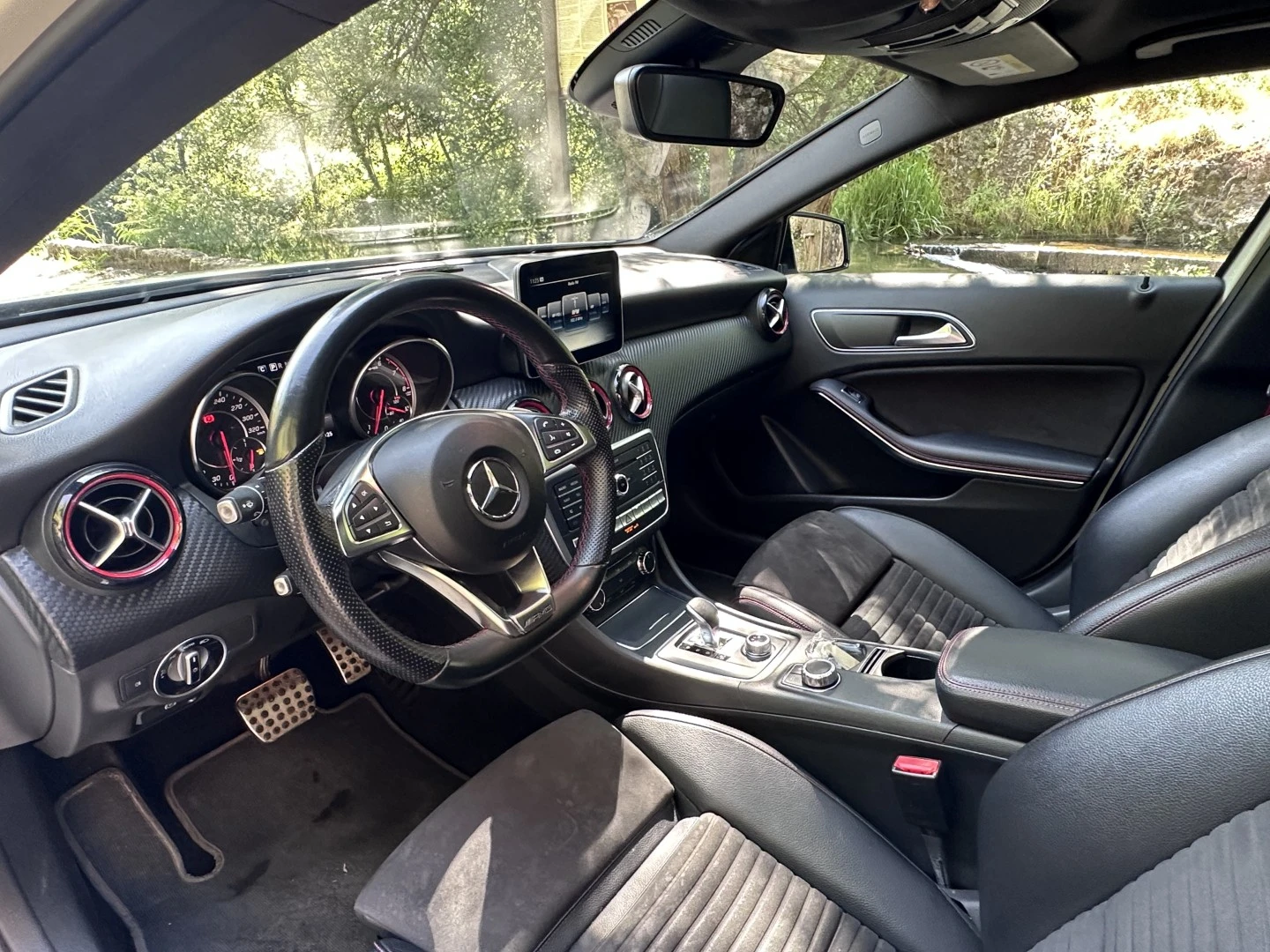 Mercedes-Benz A 45 AMG 4Matic Speedshift 7G-DCT
