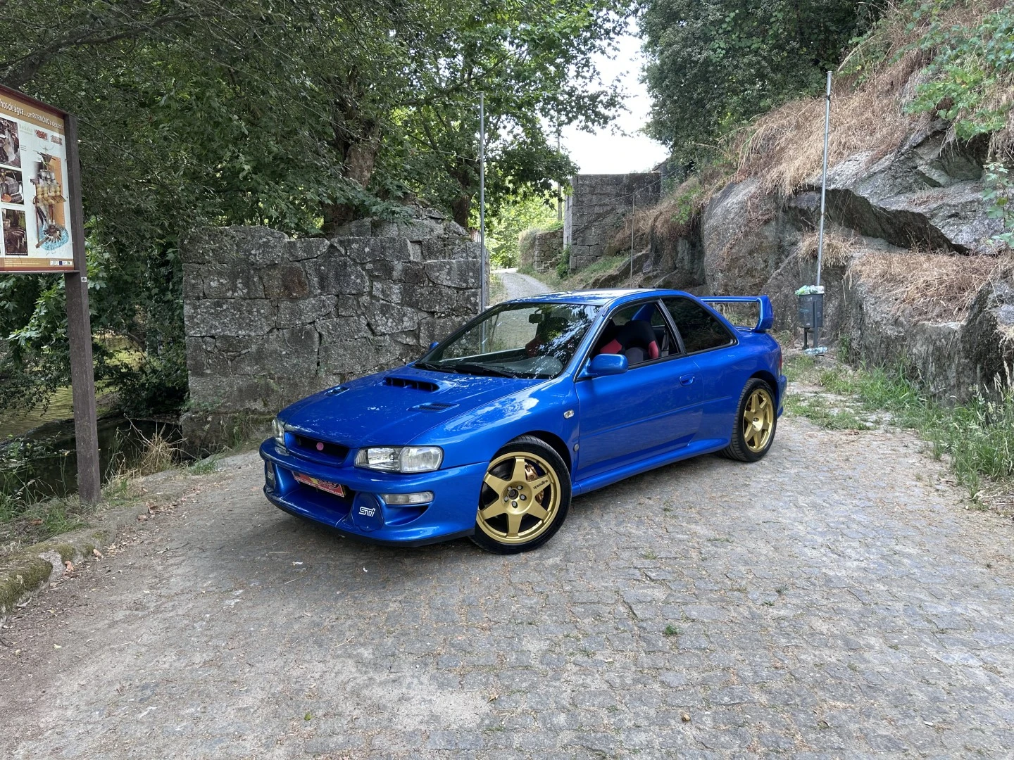Subaru Impreza 2.0 GT 4x4 AC+TA+ABS