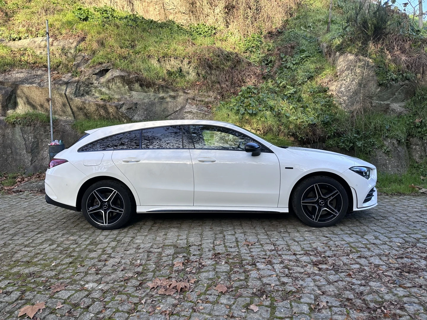 Mercedes-Benz CLA 250 e Shooting Brake AMG Line