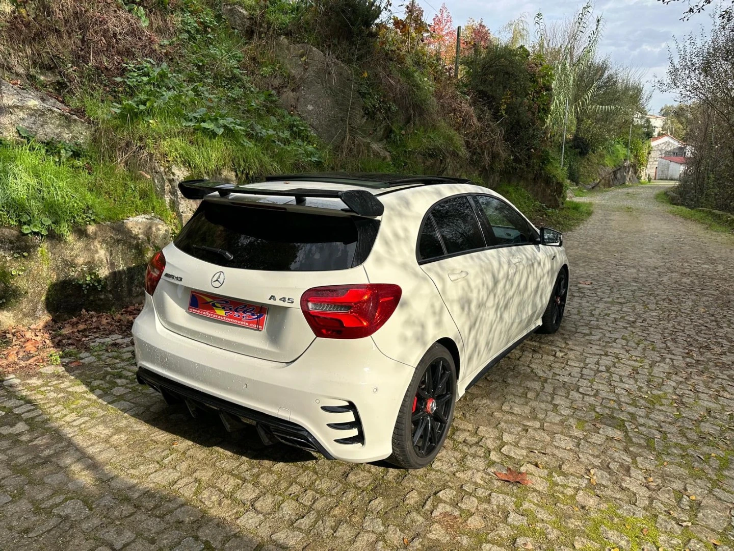 Mercedes-Benz A 45 AMG 4Matic Speedshift 7G-DCT