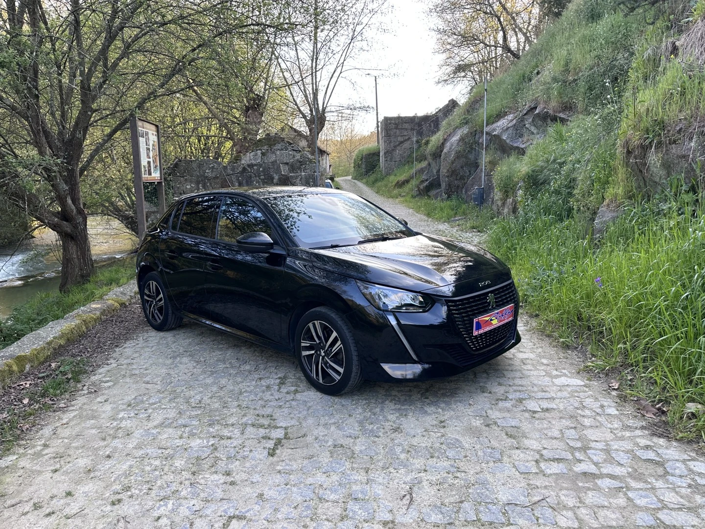 Peugeot 208 1.5 BlueHDi Allure