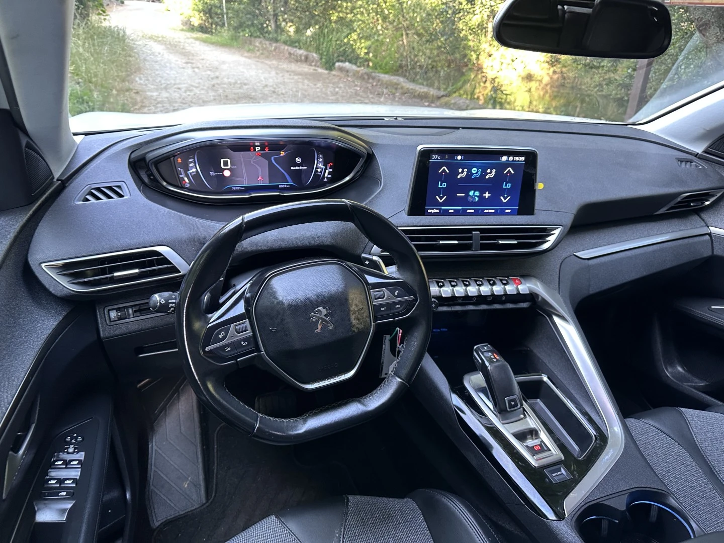 Peugeot 3008 1.2 PureTech Allure EAT8
