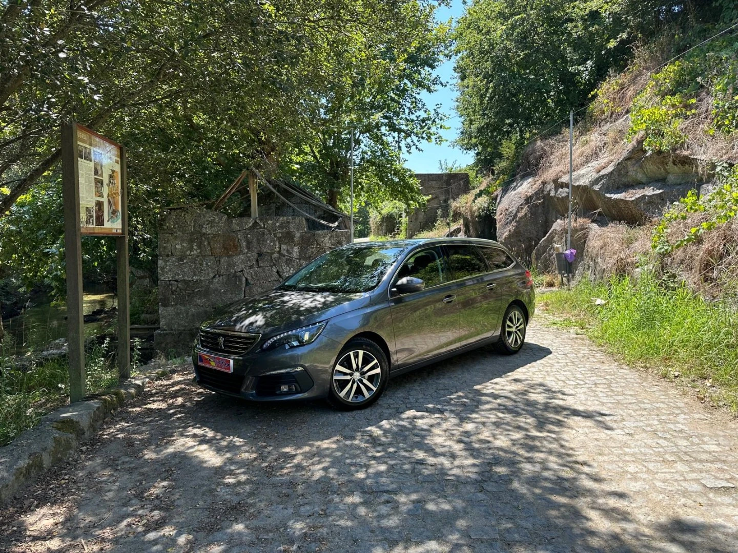 Peugeot 308 SW 1.5 BlueHDi Allure