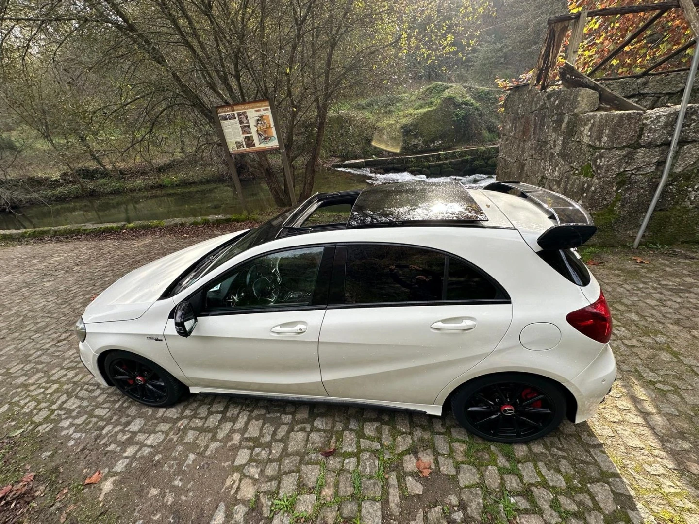 Mercedes-Benz A 45 AMG 4Matic Speedshift 7G-DCT