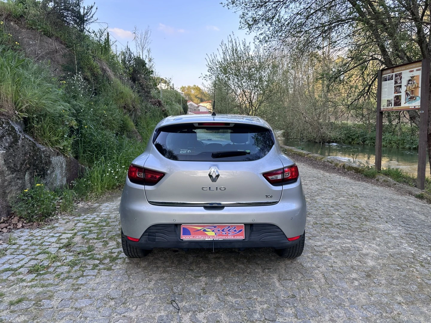 Renault Clio (Energy) TCe 75 Start &amp; Stop LIMITED