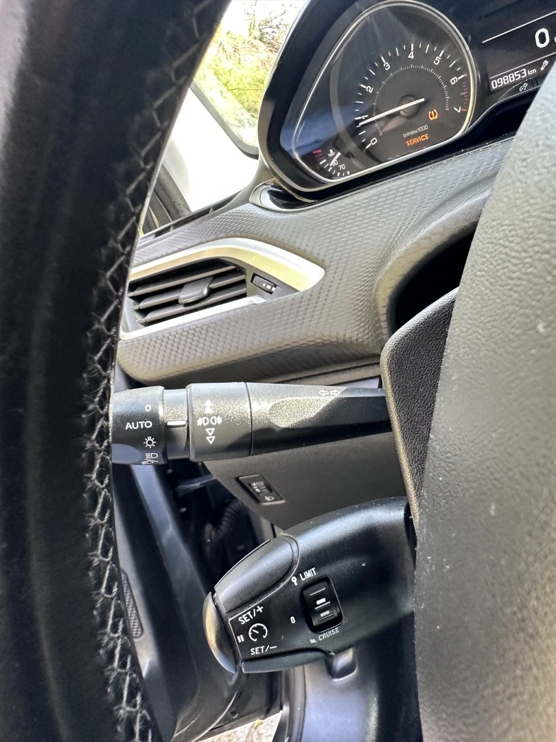 Peugeot 2008 PureTech 100 Allure