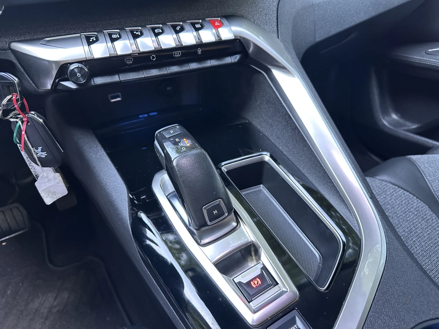 Peugeot 3008 1.2 PureTech Allure EAT8