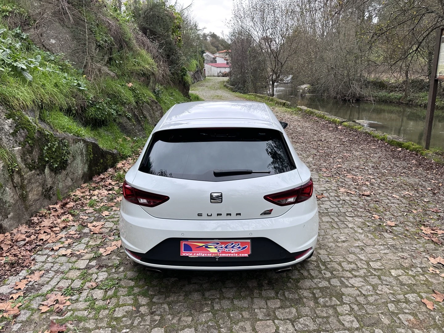 SEAT Leon 2.0 TSI Cupra DSG S/S