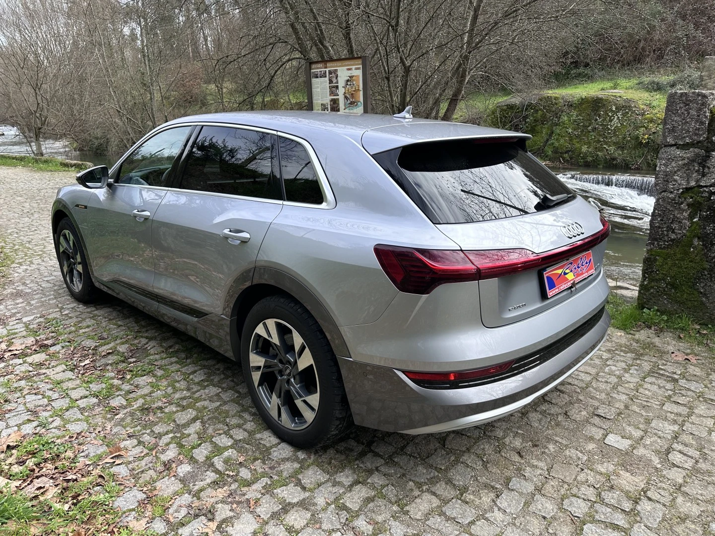 Audi e-tron 55 quattro Advanced