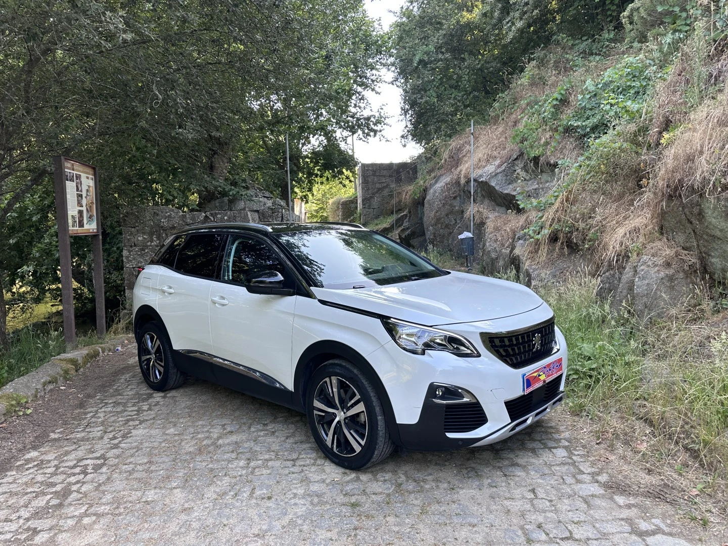 Peugeot 3008 1.2 PureTech Allure EAT8