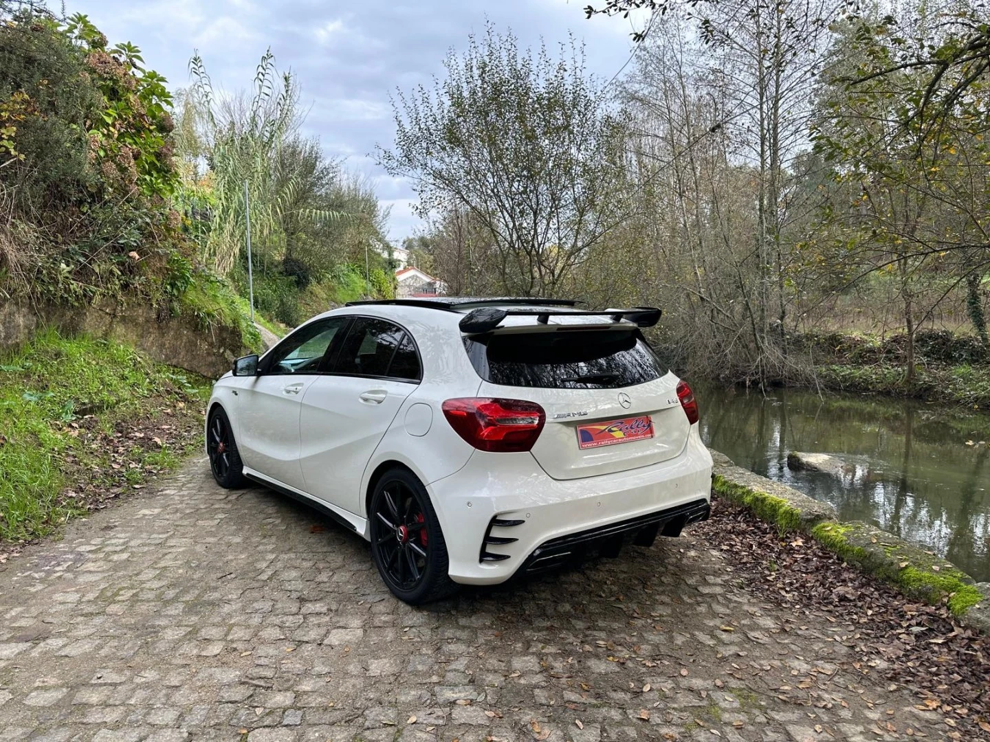 Mercedes-Benz A 45 AMG 4Matic Speedshift 7G-DCT