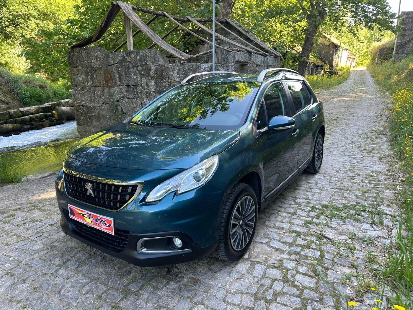 Peugeot 2008 1.6 e-HDi Active