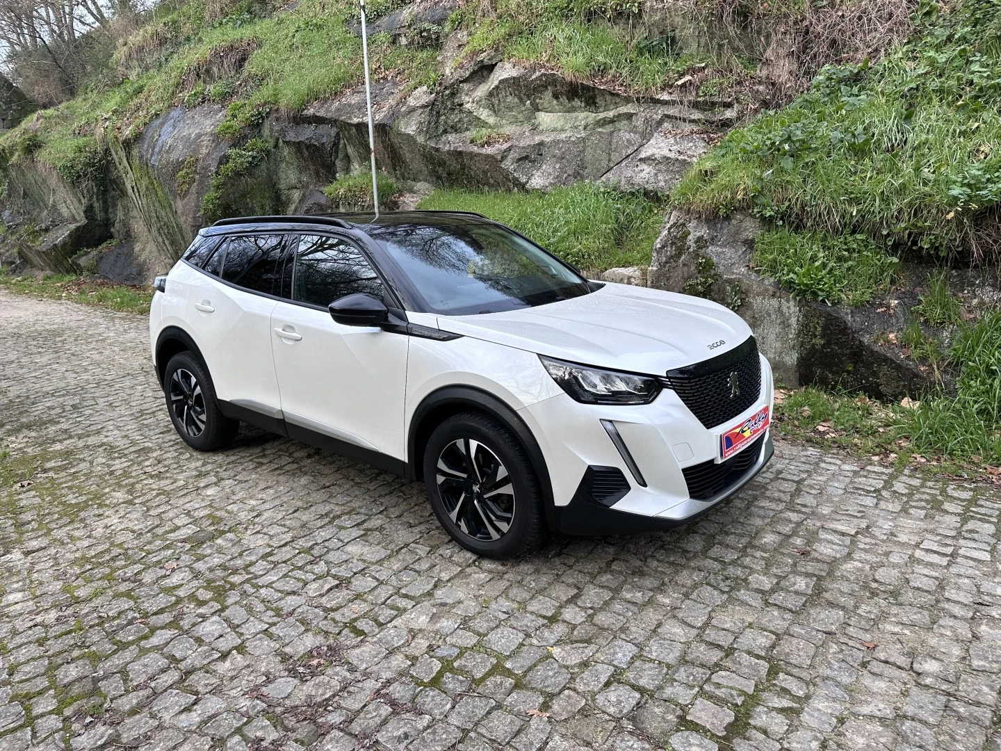 Peugeot 2008 1.5 BlueHDi Allure Pack EAT8