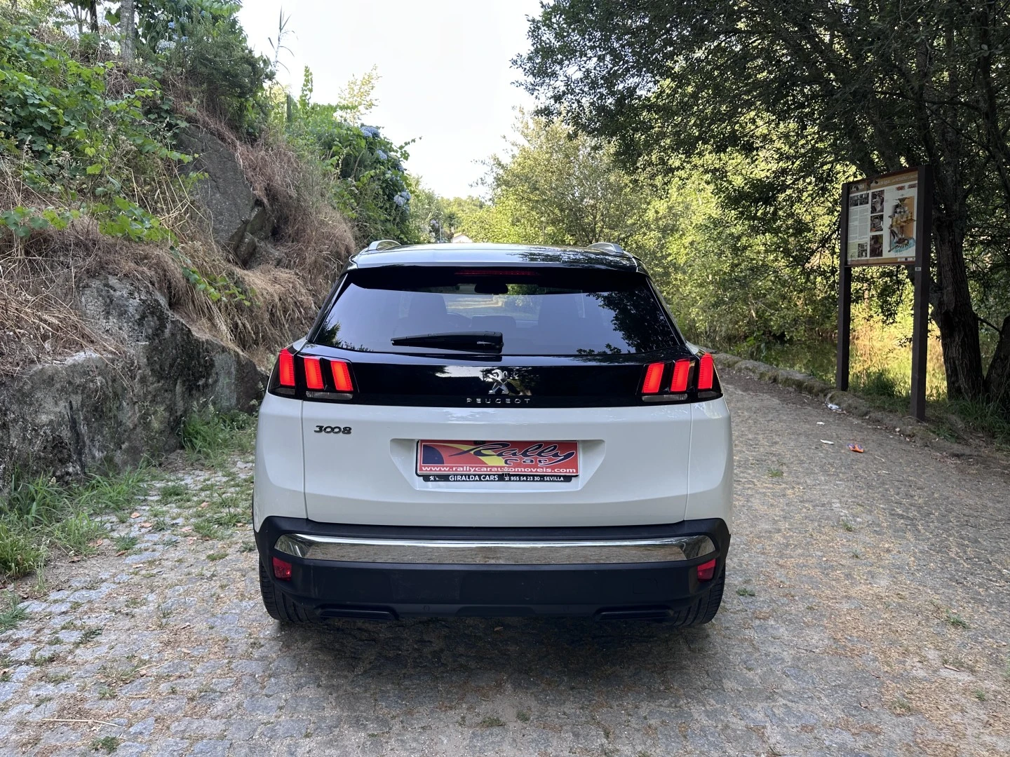 Peugeot 3008 1.2 PureTech Allure EAT8