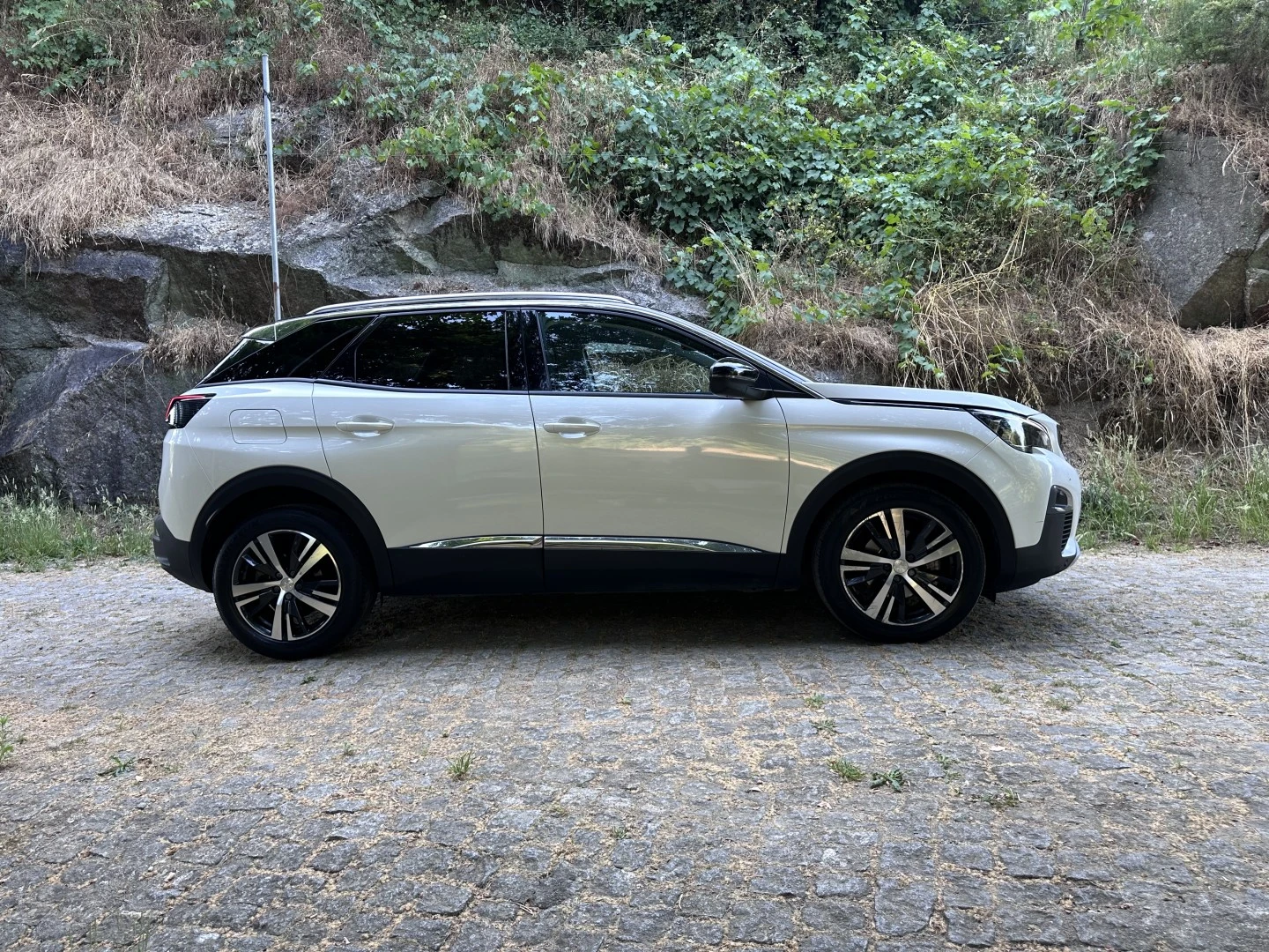 Peugeot 3008 1.2 PureTech Allure EAT8