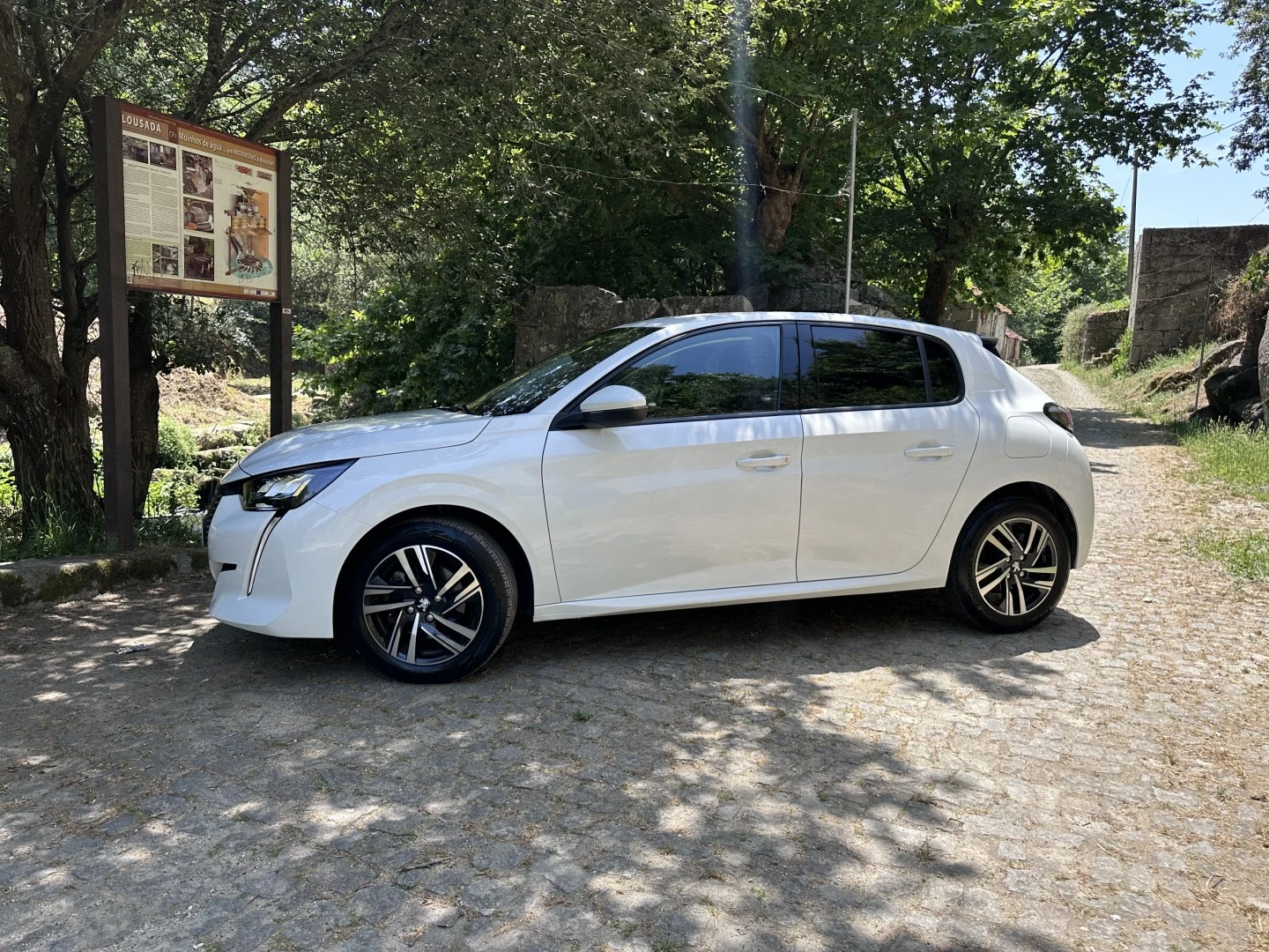 Peugeot 208 1.5 BlueHDi Allure Pack