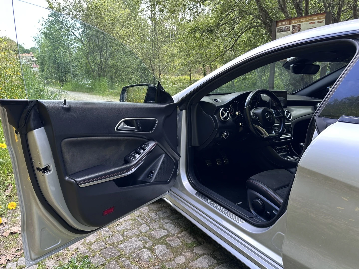 Mercedes-Benz CLA 200 d AMG Line