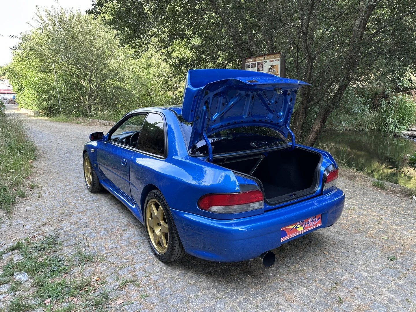 Subaru Impreza 2.0 GT 4x4 AC+TA+ABS