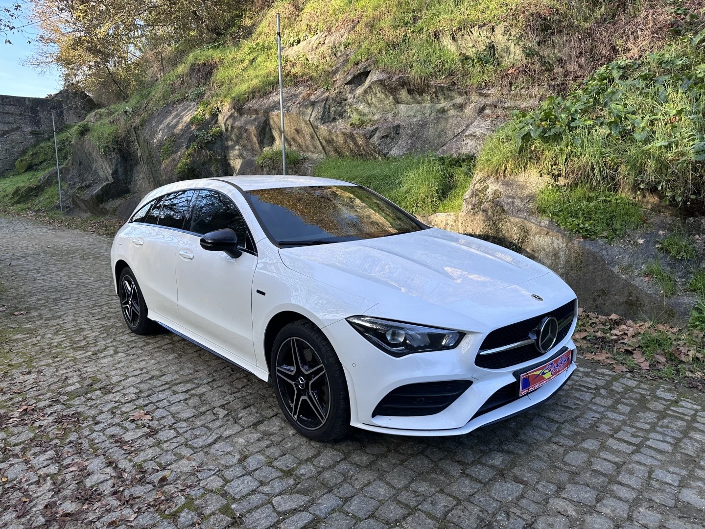 Mercedes-Benz CLA 250 e Shooting Brake AMG Line