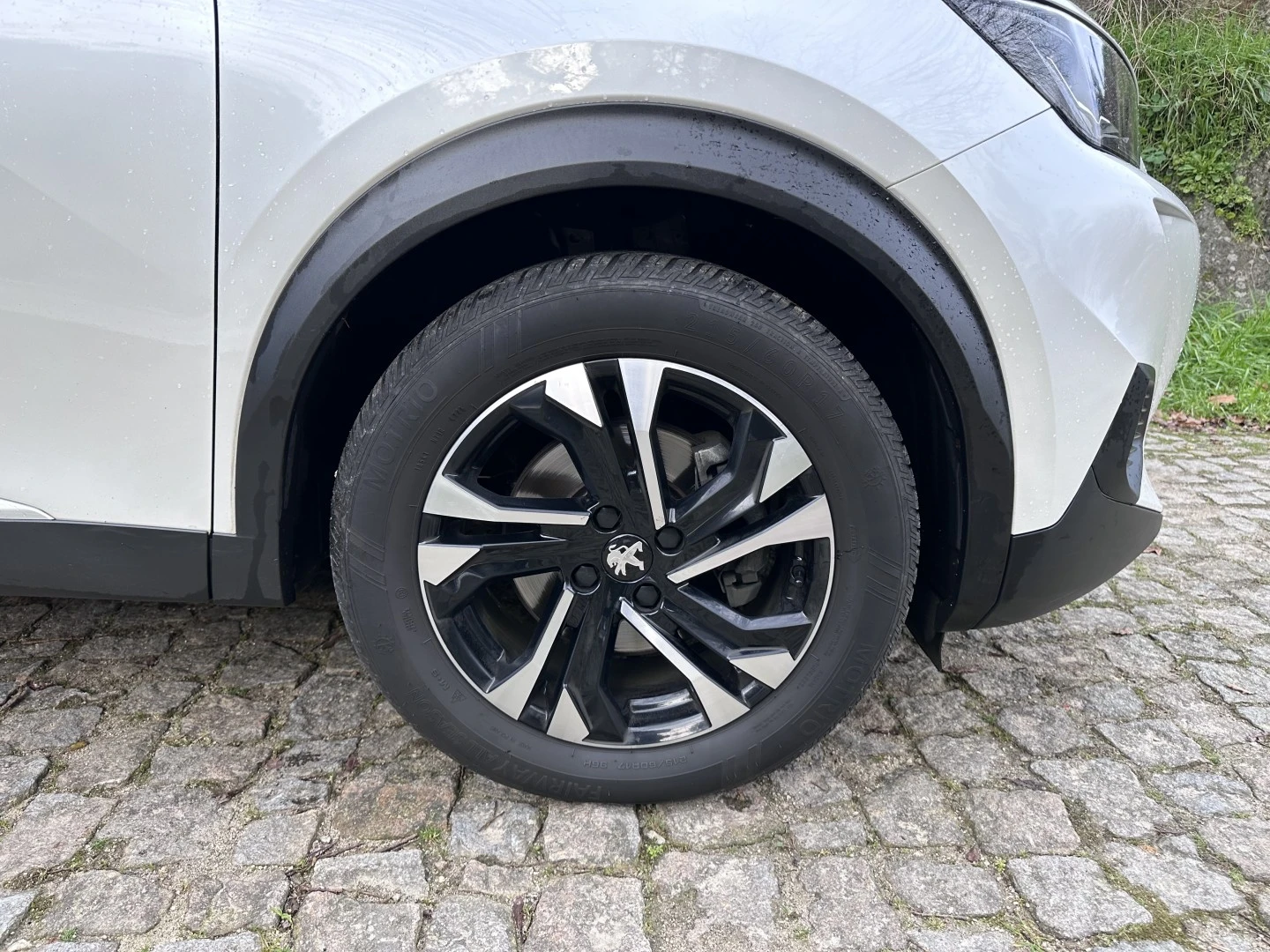 Peugeot 2008 1.5 BlueHDi Allure Pack EAT8