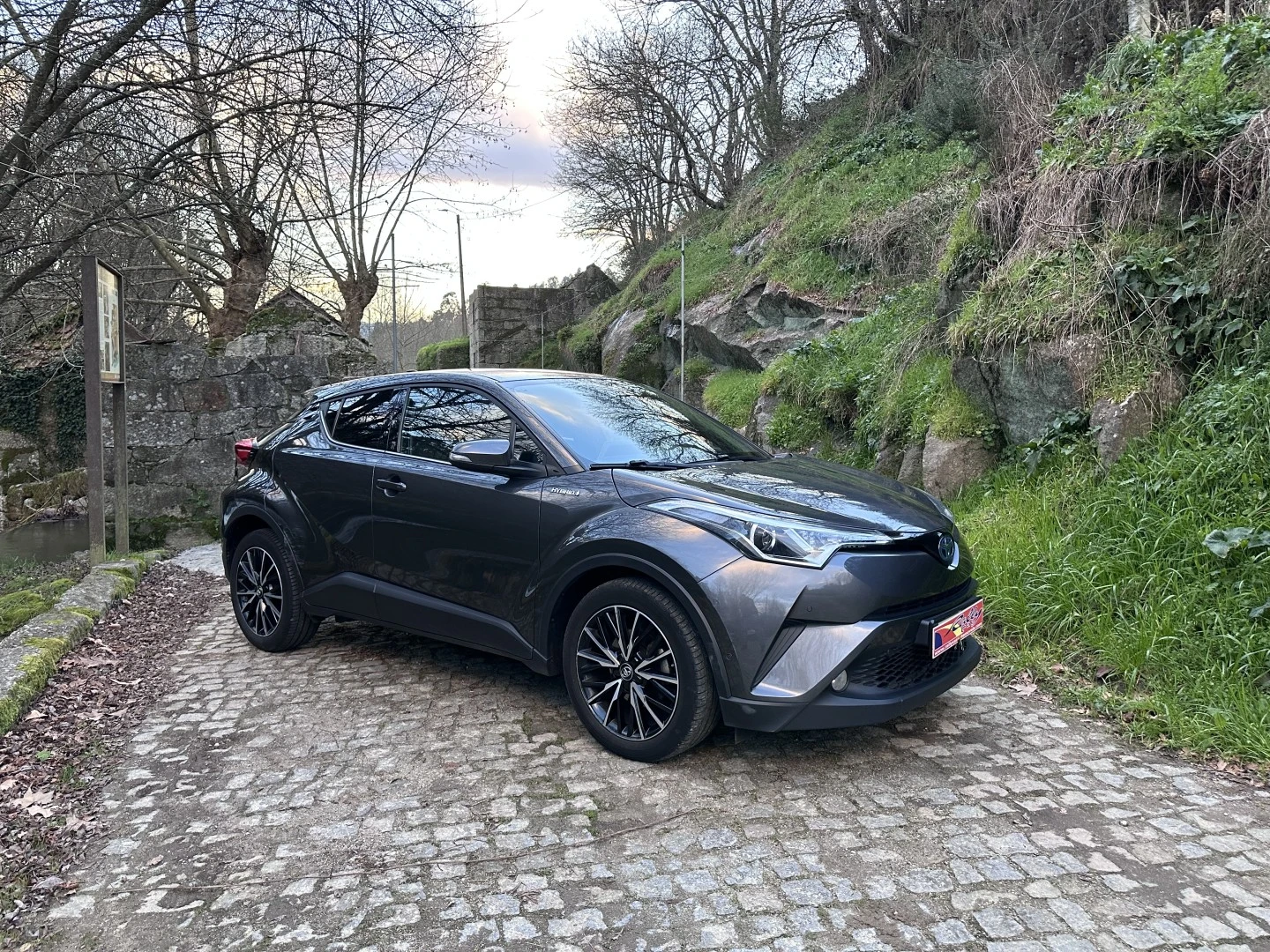 Toyota C-HR 1.8 Hybrid Lounge