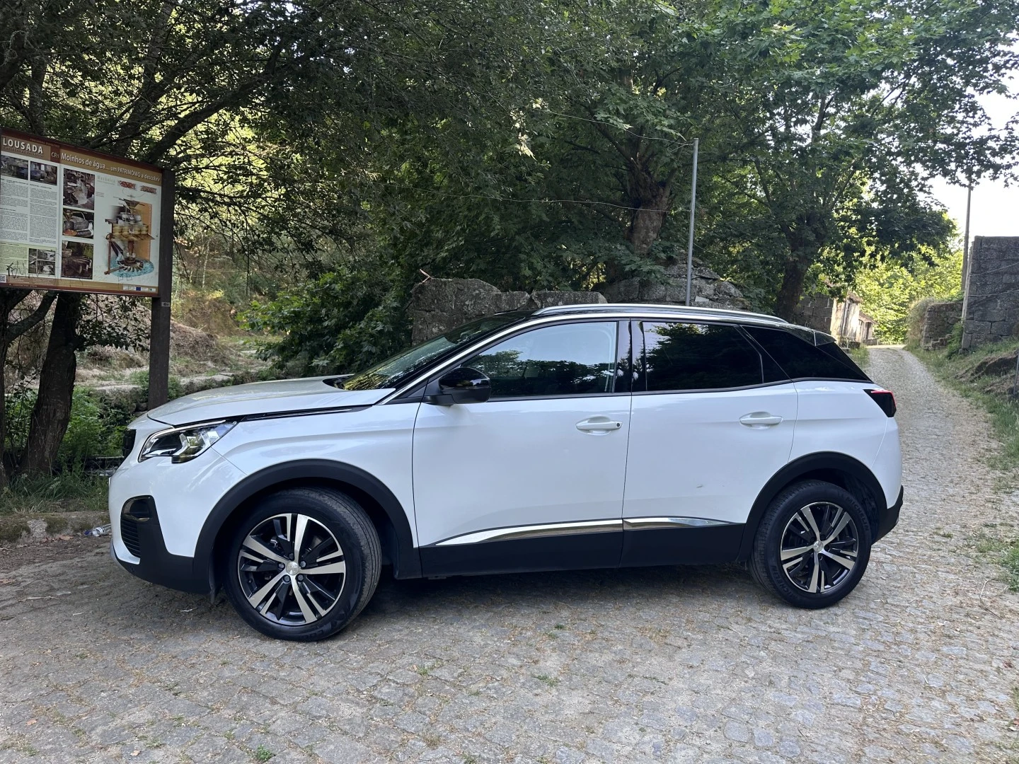 Peugeot 3008 1.2 PureTech Allure EAT8
