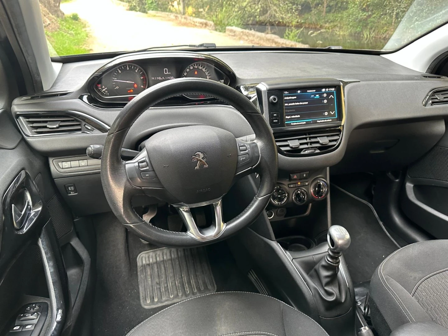 Peugeot 208 E-HDi 92 Stop&amp;Start Active