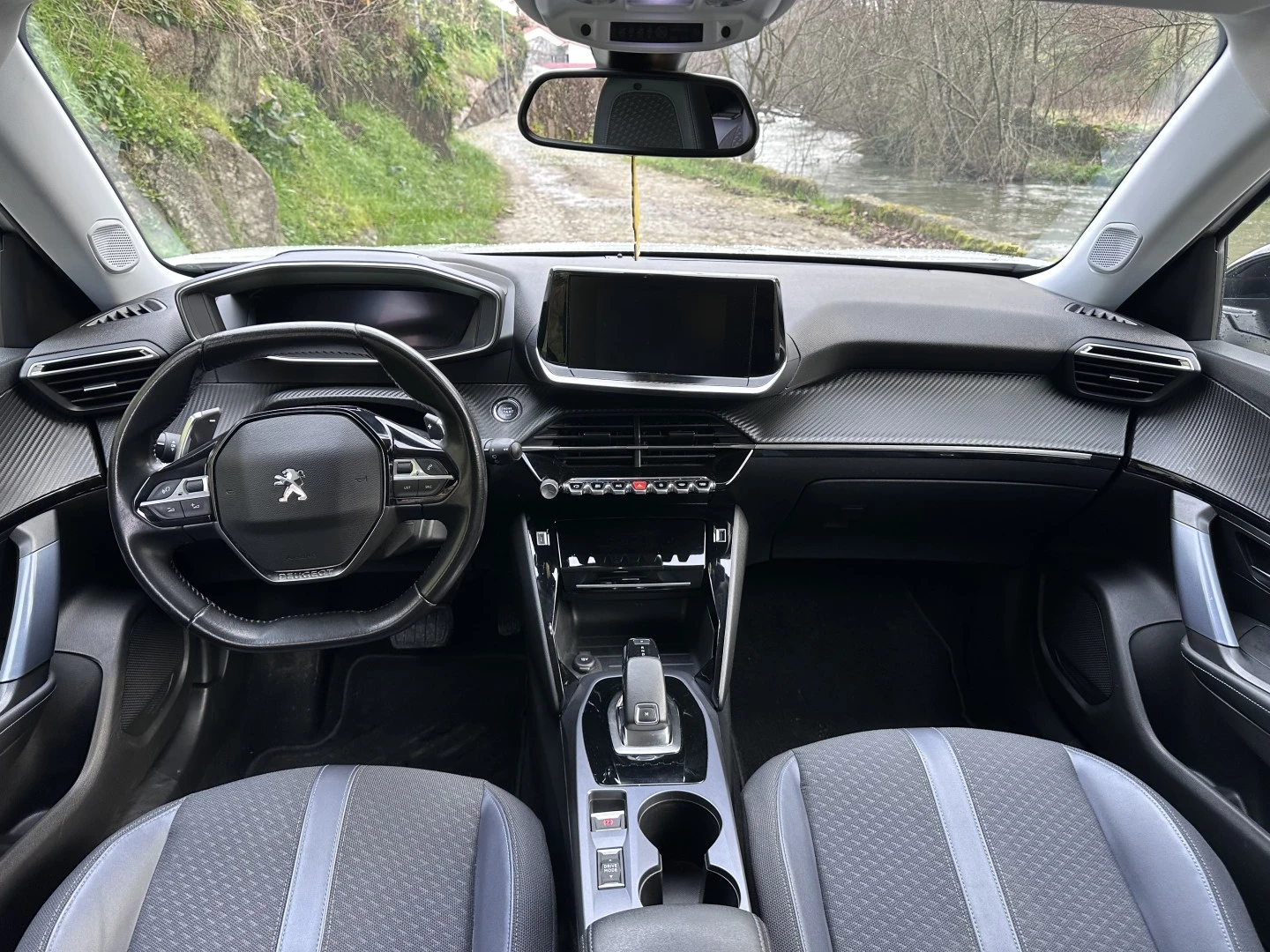Peugeot 2008 1.5 BlueHDi Allure Pack EAT8