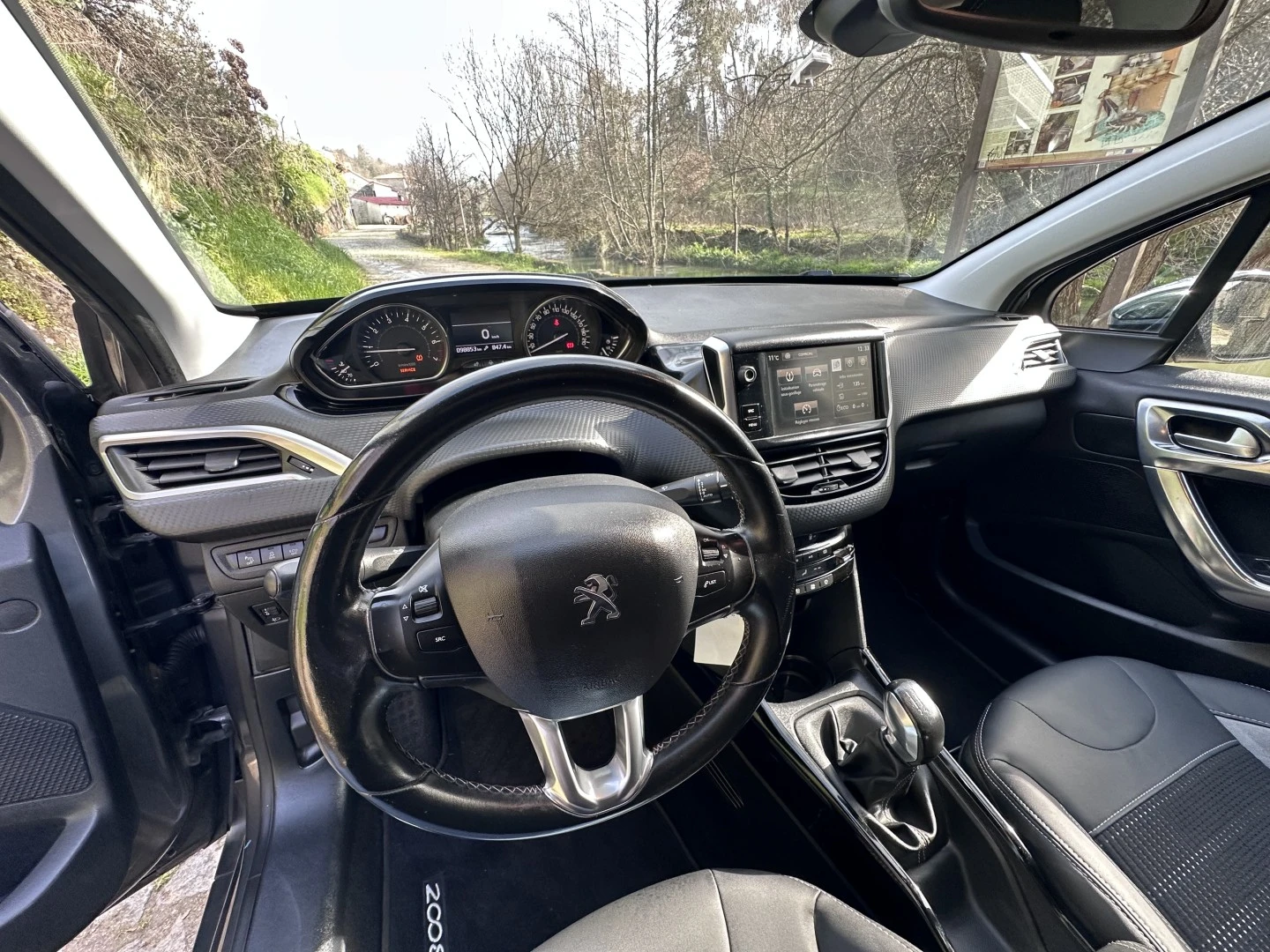 Peugeot 2008 PureTech 100 Allure