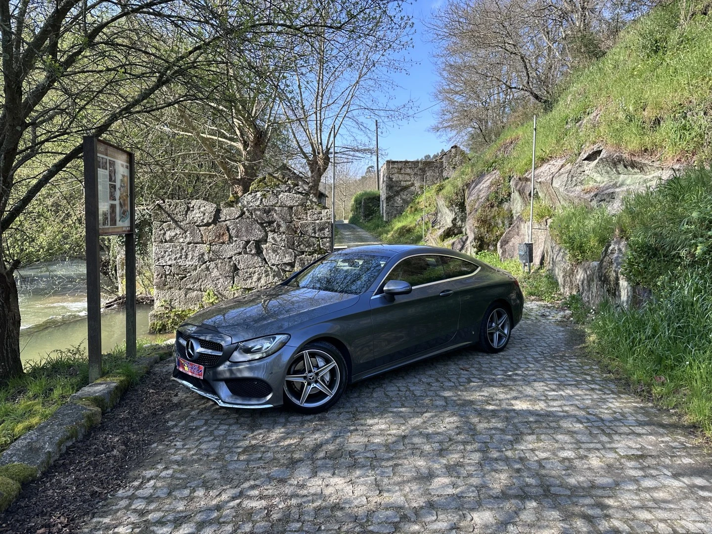 Mercedes-Benz C 220 d AMG Line