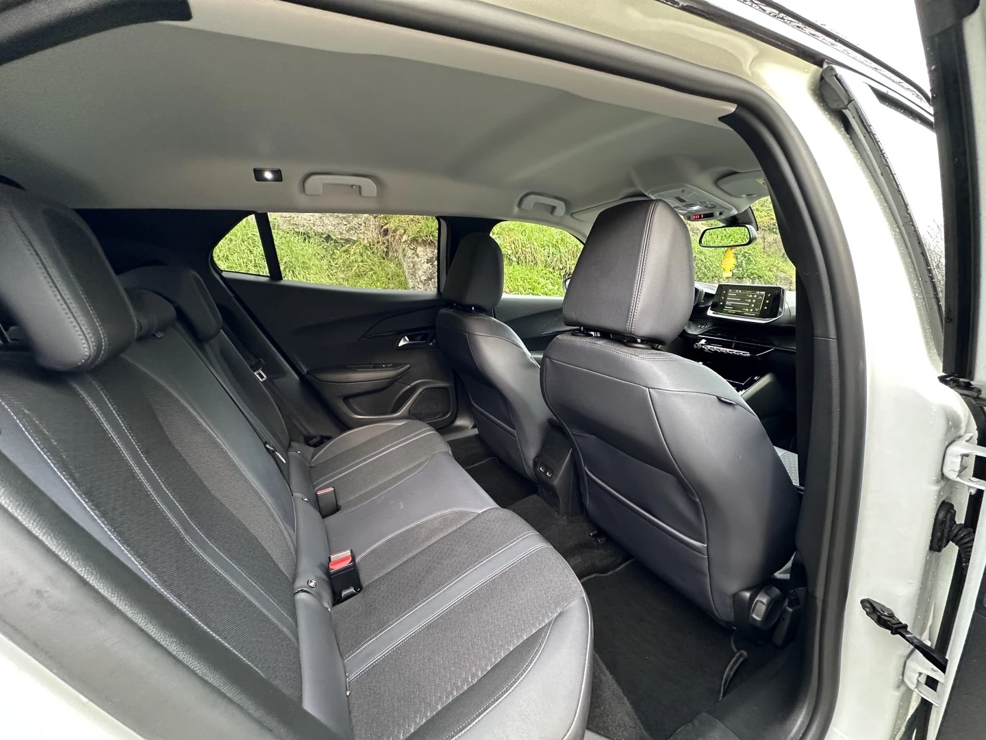 Peugeot 2008 1.5 BlueHDi Allure Pack EAT8