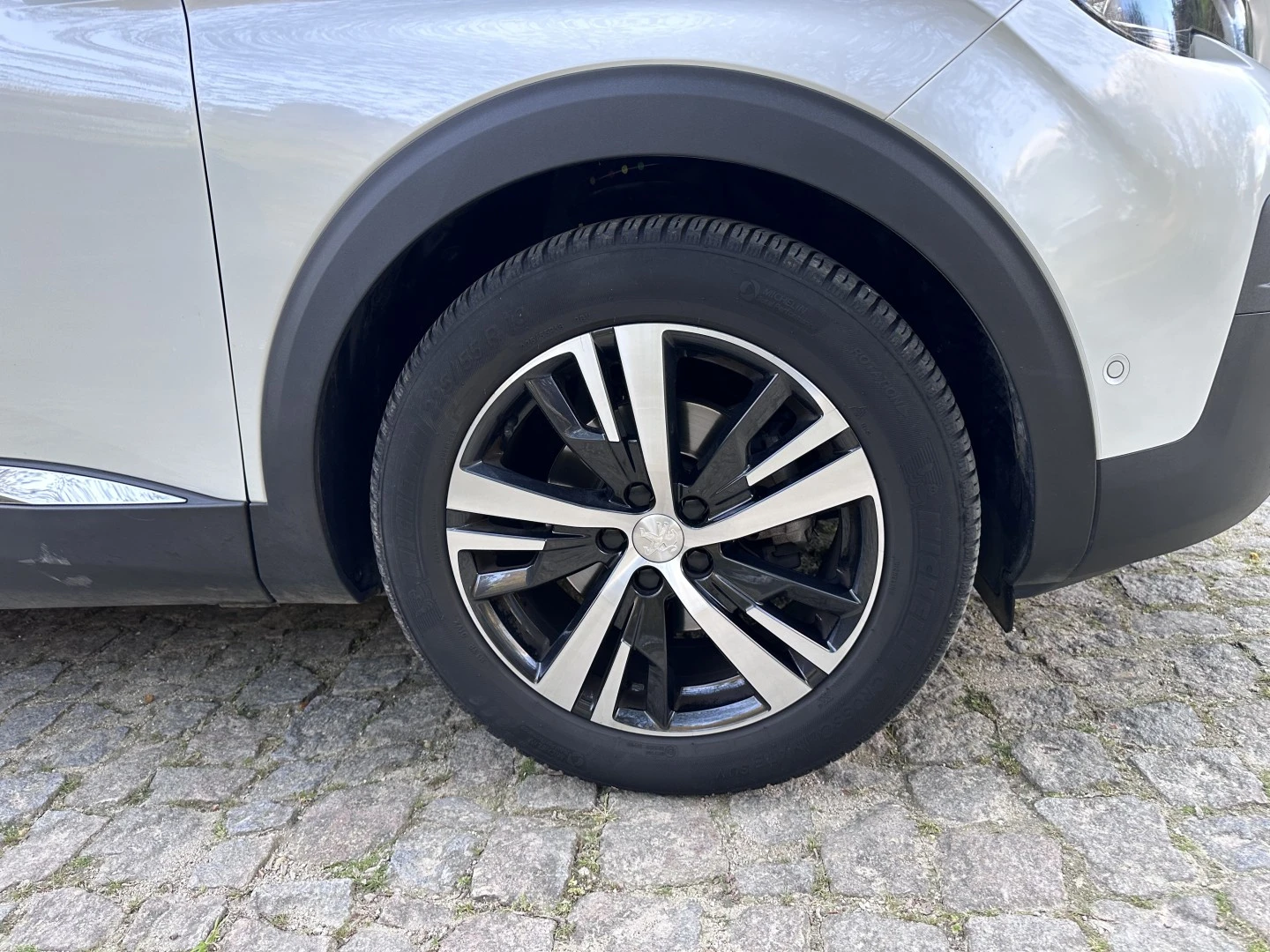 Peugeot 3008 1.2 PureTech Allure EAT8