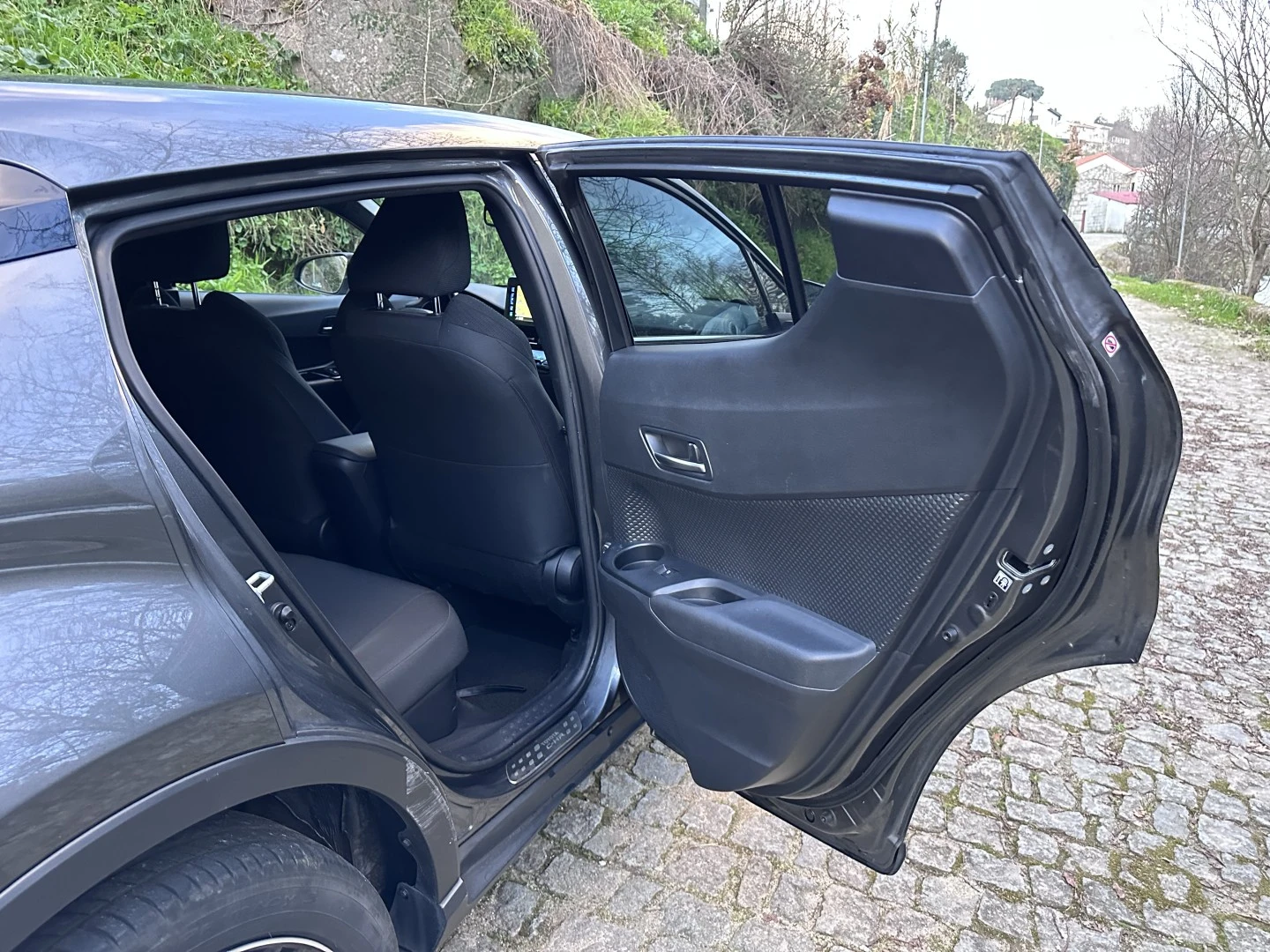Toyota C-HR 1.8 Hybrid Lounge