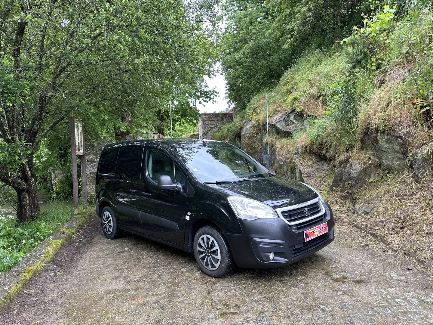 Peugeot Partner 1.6 BlueHDi L1 Pro 3L