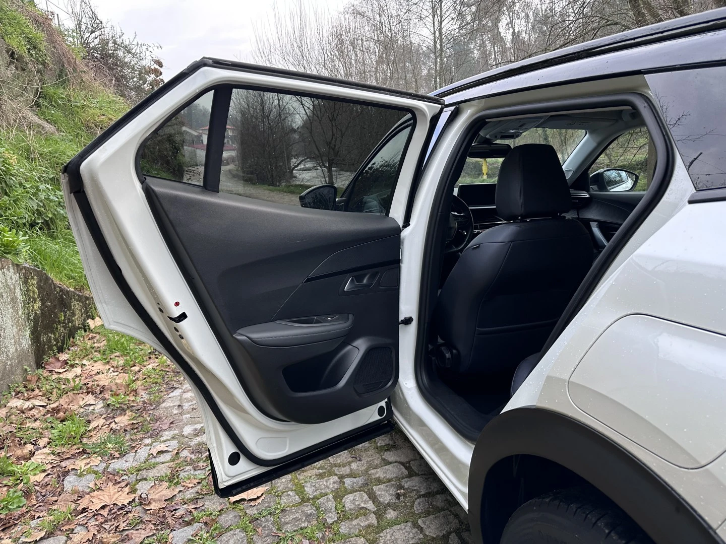 Peugeot 2008 1.5 BlueHDi Allure Pack EAT8