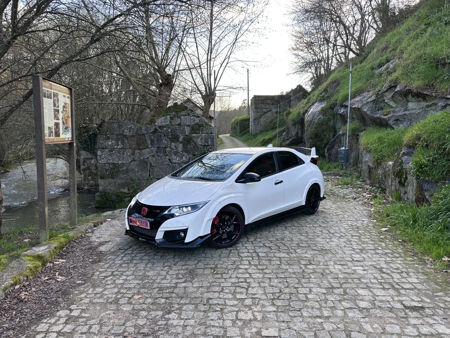 Honda Civic 2.0 VTEC Turbo Type R