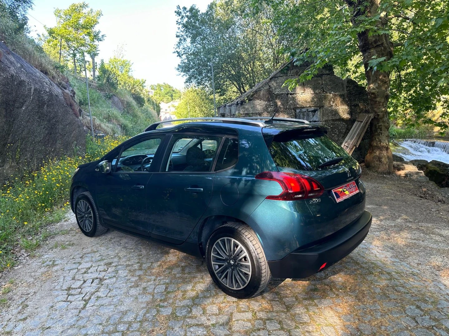 Peugeot 2008 1.6 e-HDi Active