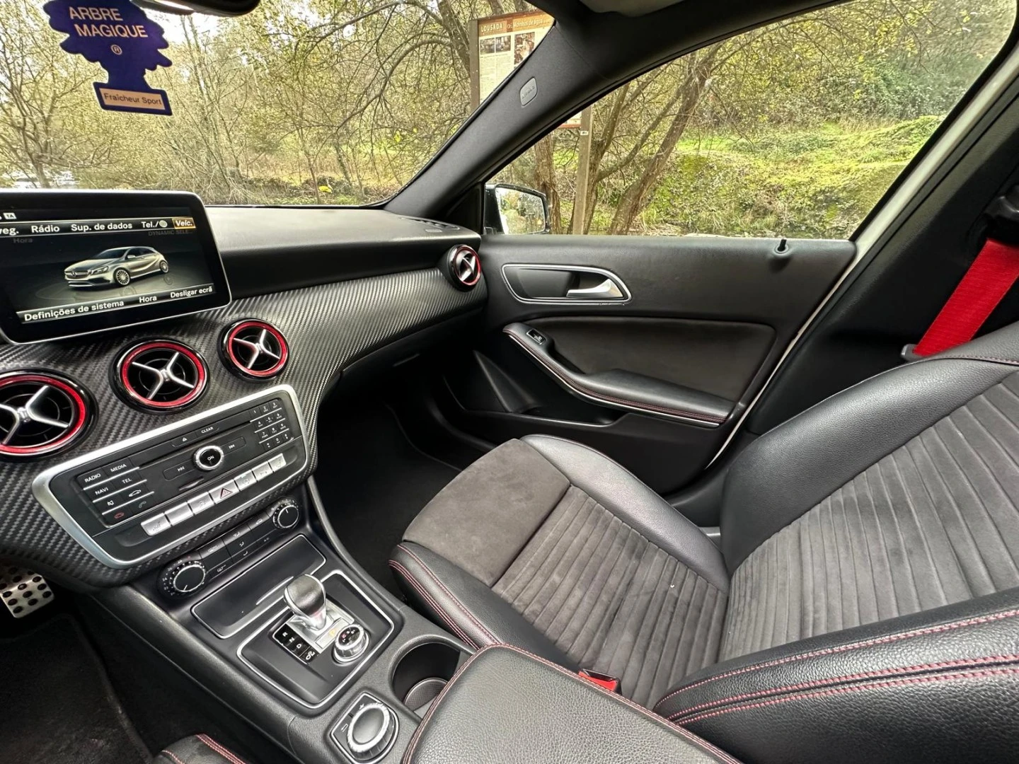 Mercedes-Benz A 45 AMG 4Matic Speedshift 7G-DCT