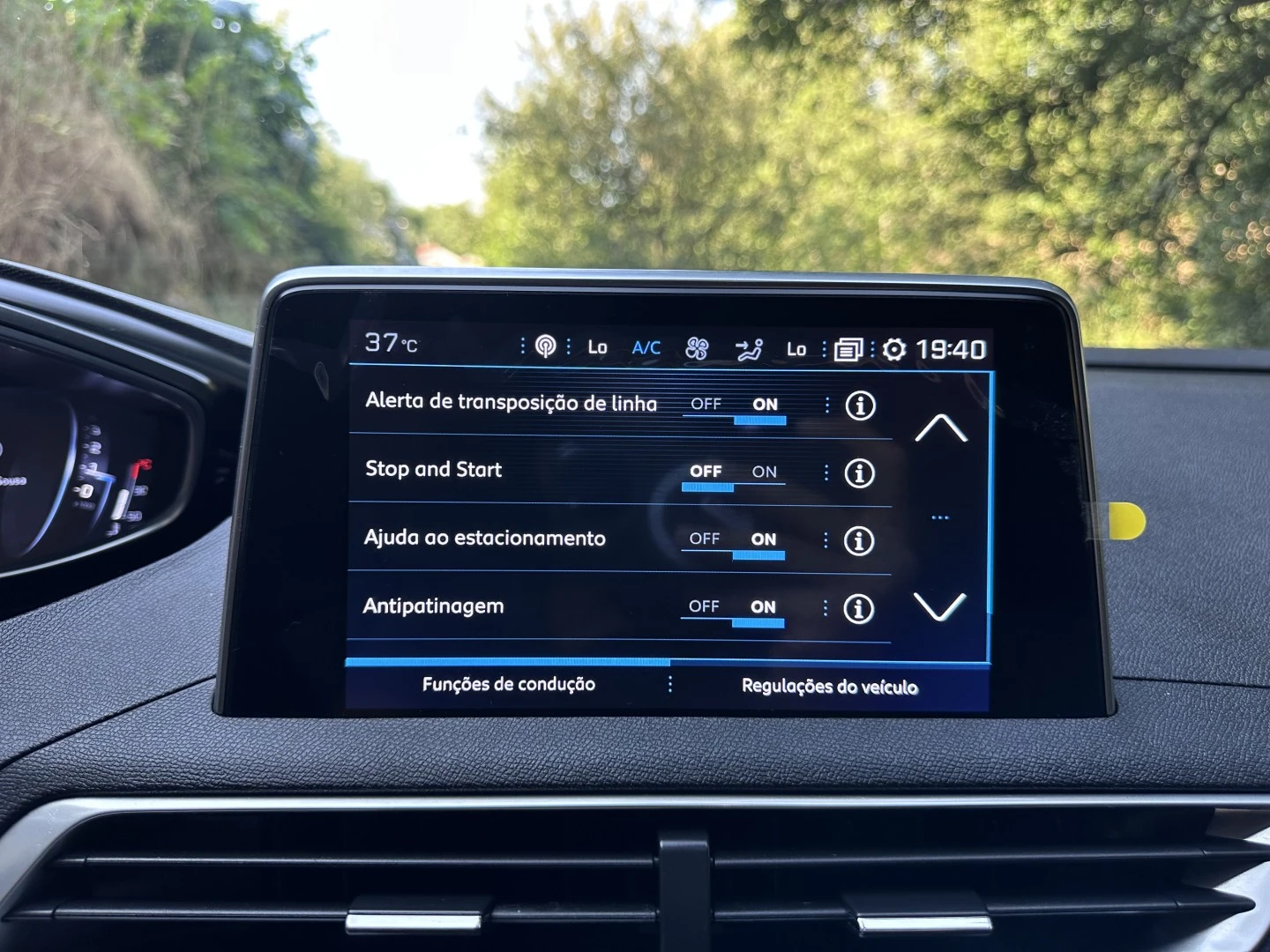Peugeot 3008 1.2 PureTech Allure EAT8