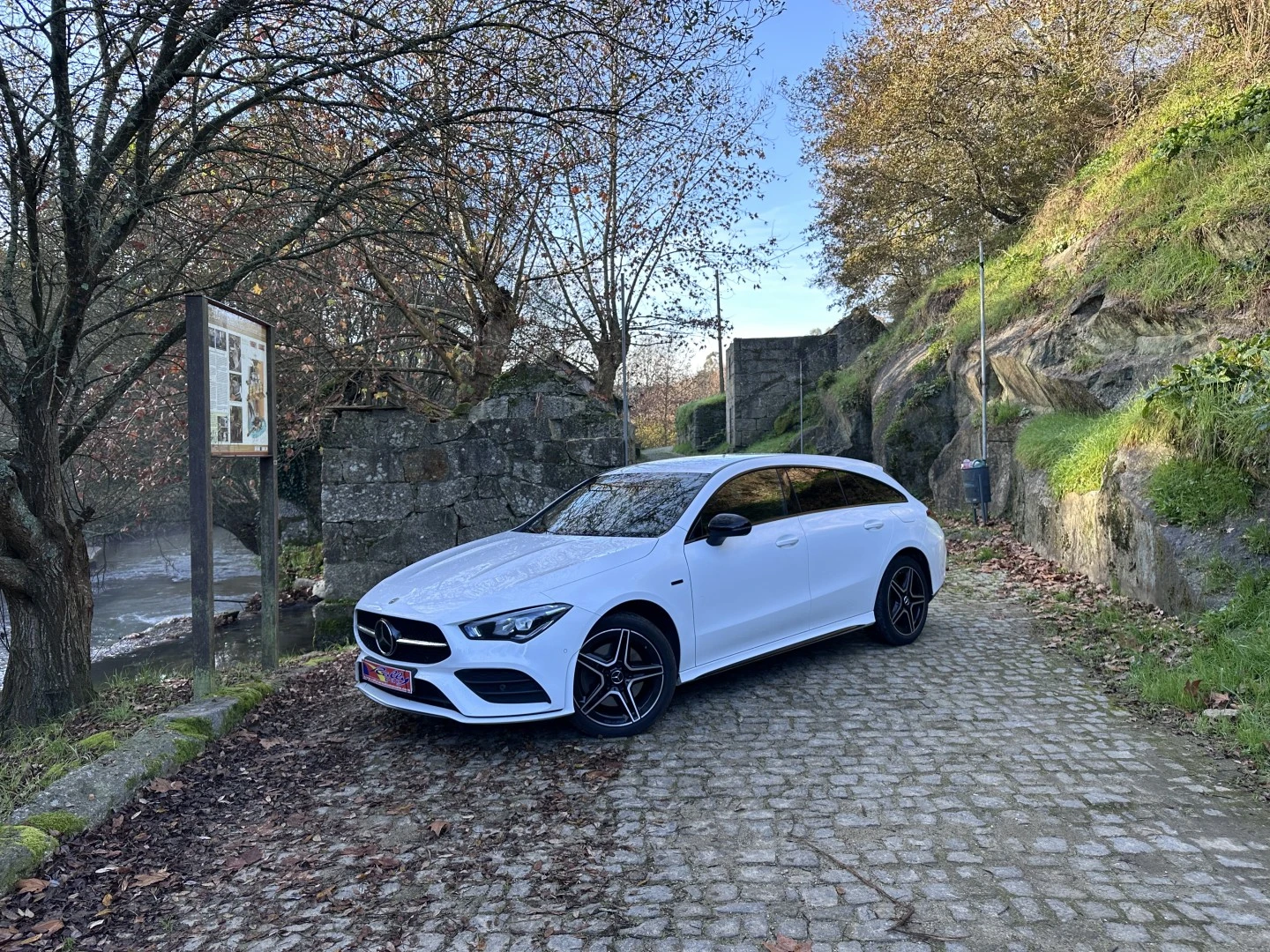 Mercedes-Benz CLA 250 e Shooting Brake AMG Line