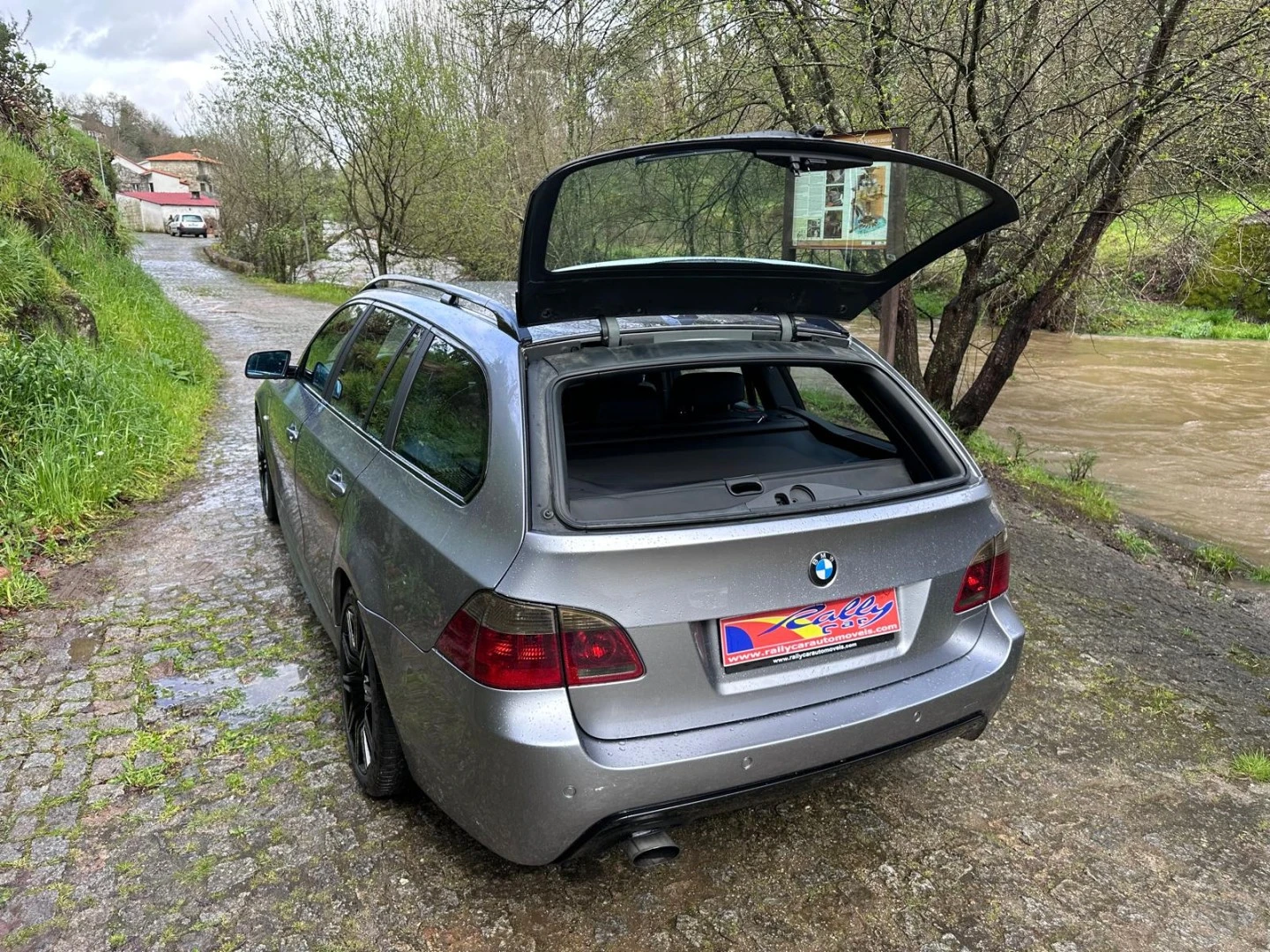BMW 520 d Touring 17