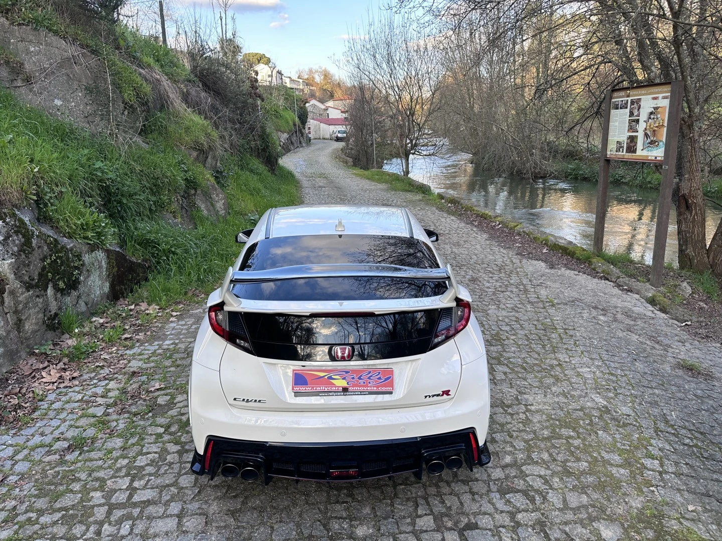 Honda Civic 2.0 VTEC Turbo Type R