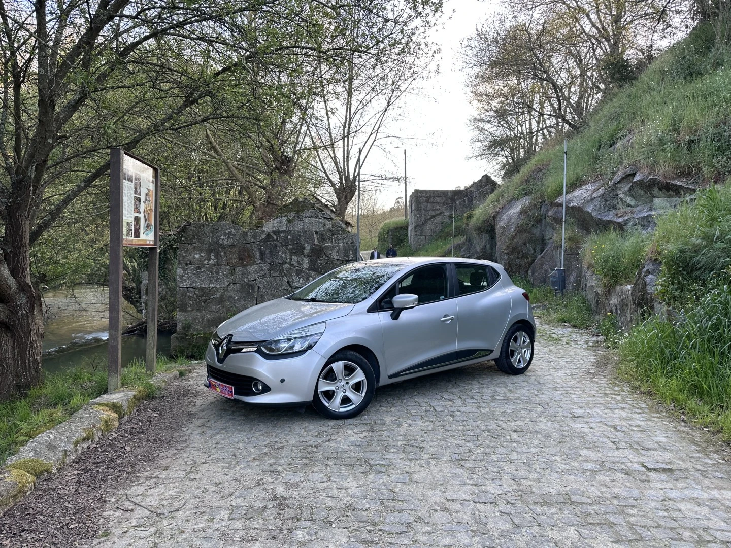 Renault Clio (Energy) TCe 75 Start &amp; Stop LIMITED