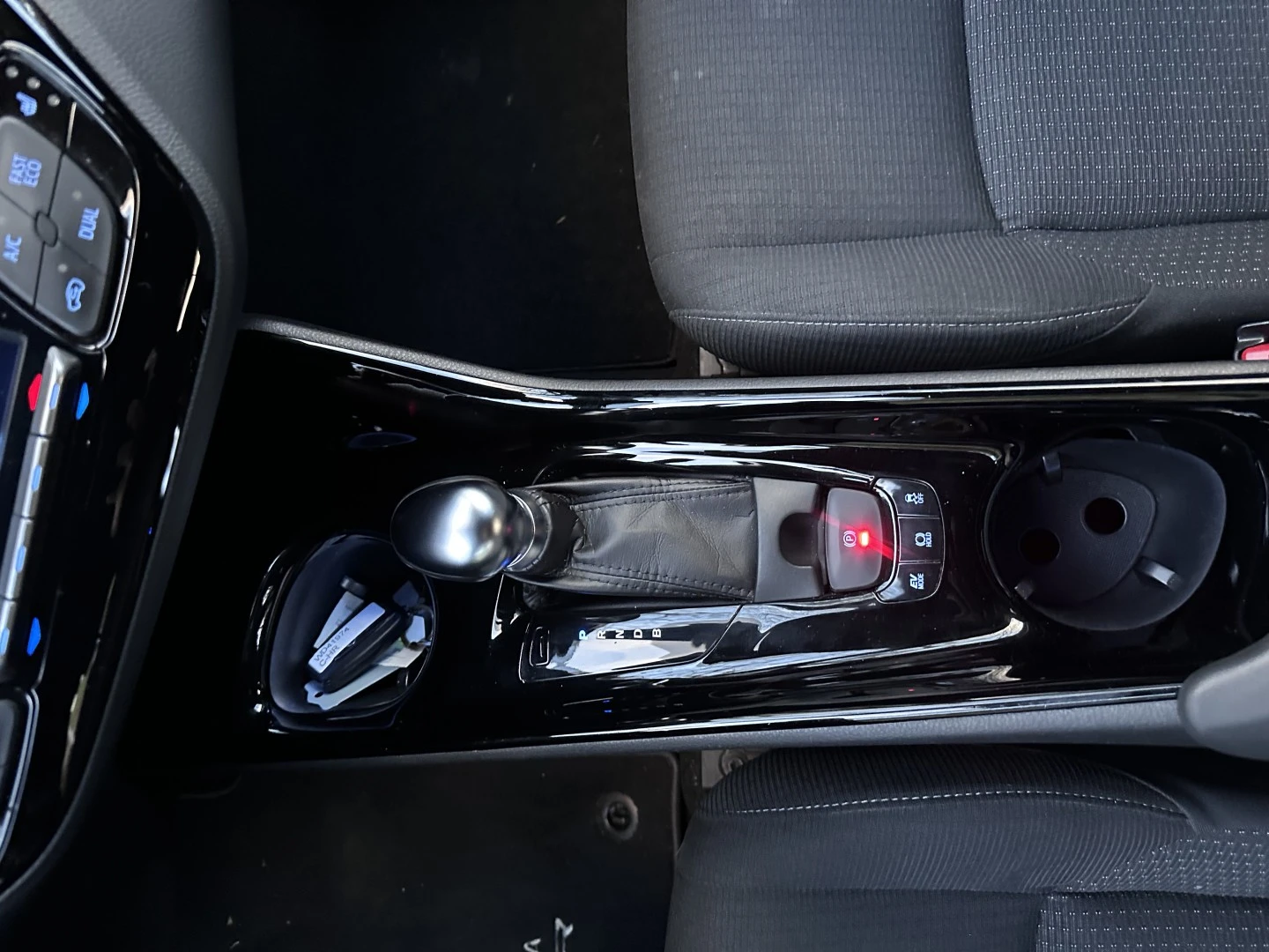 Toyota C-HR 1.8 Hybrid Lounge